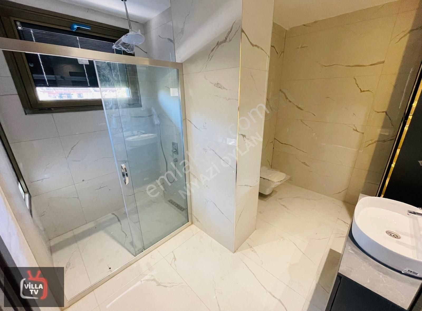 Plaja Sadece 250 Metre Sürprizlerle Dolu Satılık Müstakil Villa - Görsel 35