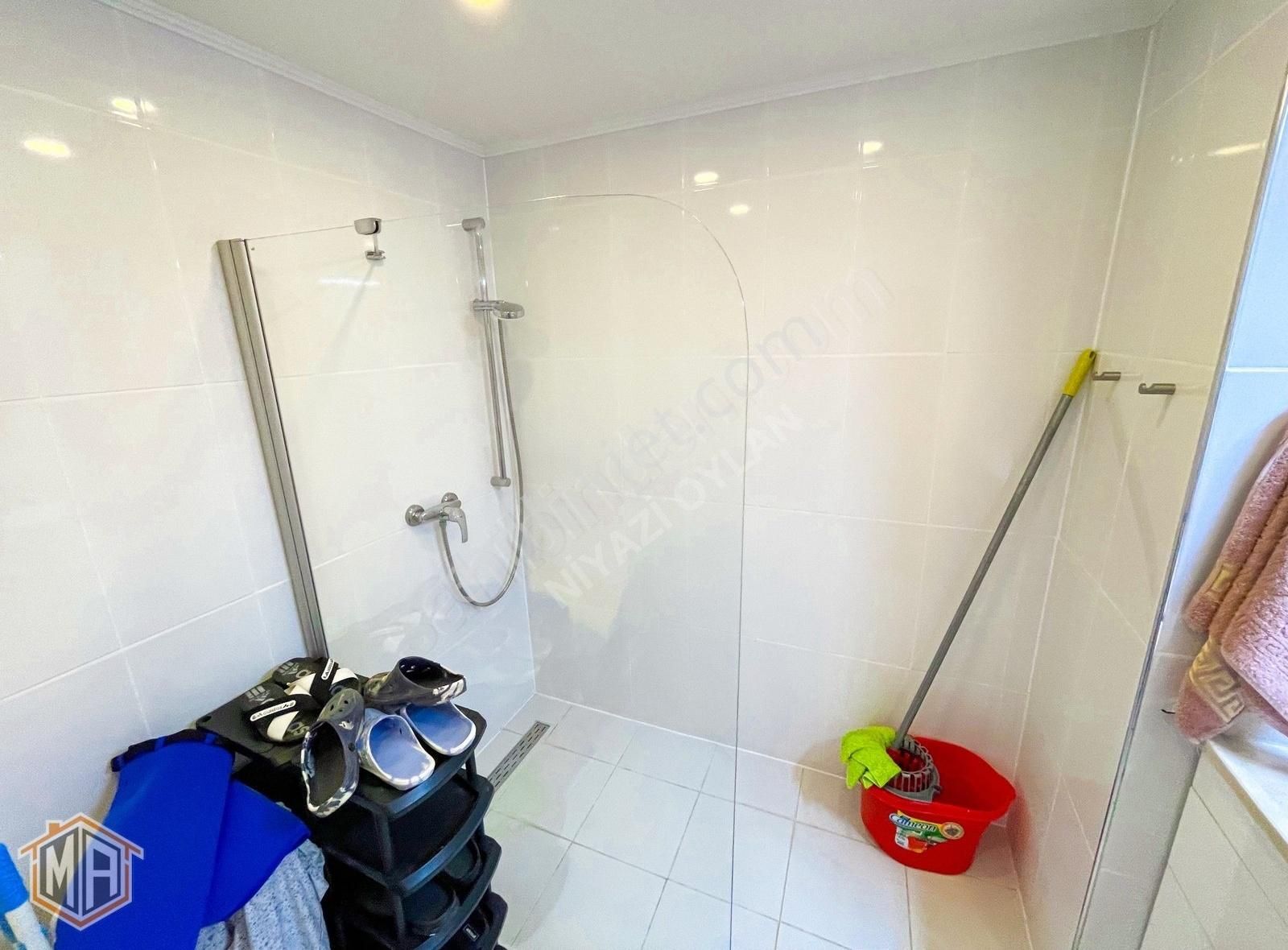 Havuzlu Sitede Deniz Manzaralı 3+1 Eşyalı Satılık Daire - Görsel 3