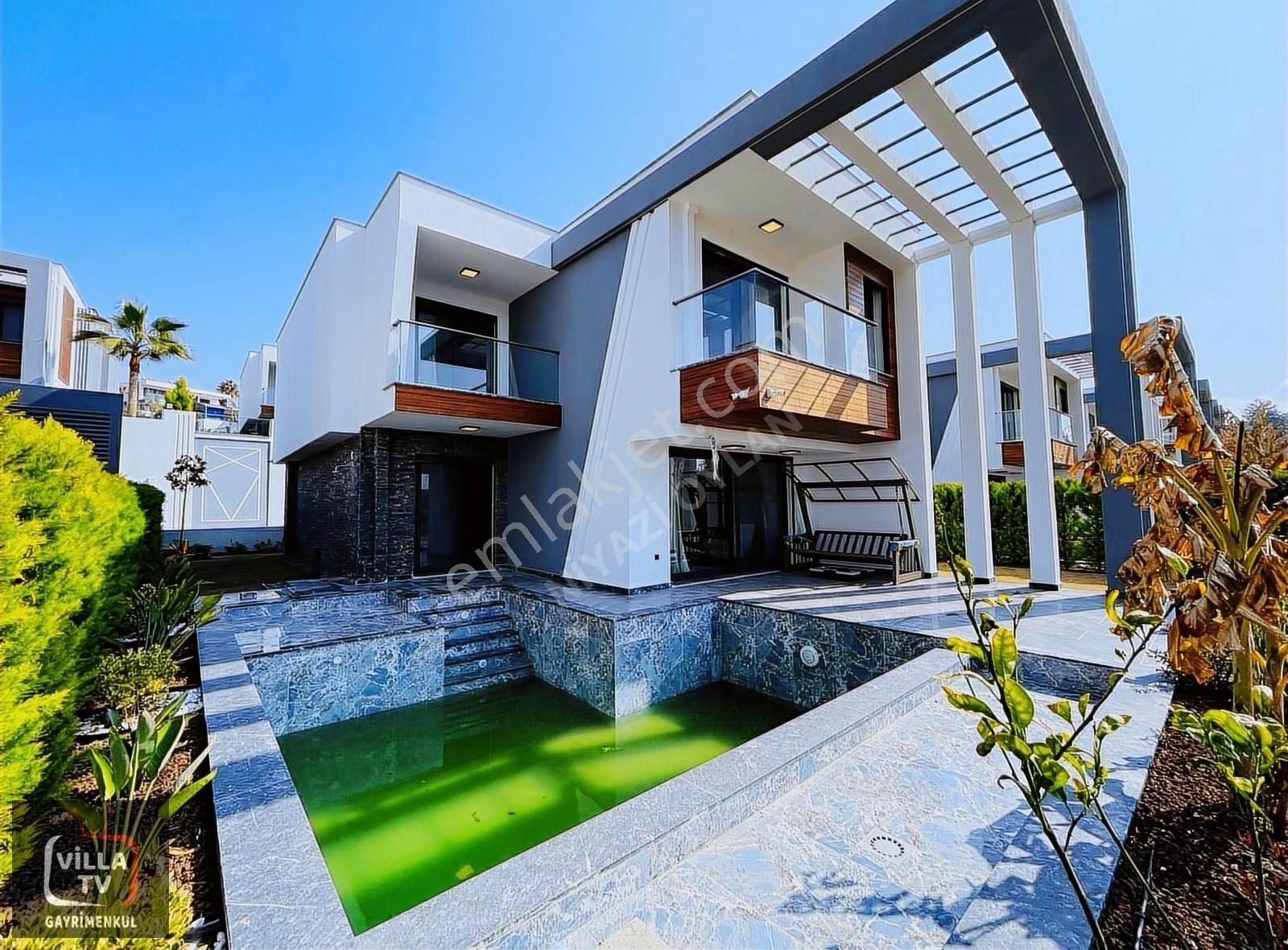 Araba Hediyeli Villa ▃▅▇ Kıyafetinle Gel Yerleş..