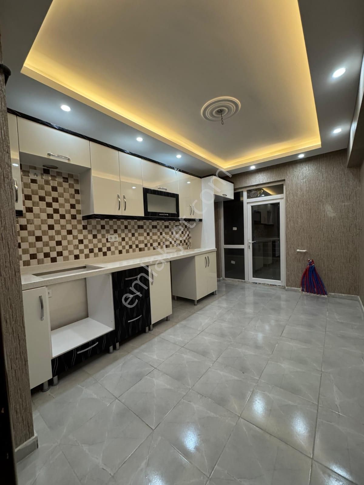 Keçiören Hisar Mah Sıfır 2.kat Çift Asansör 3+1 Full Yapılı Satılık Daire