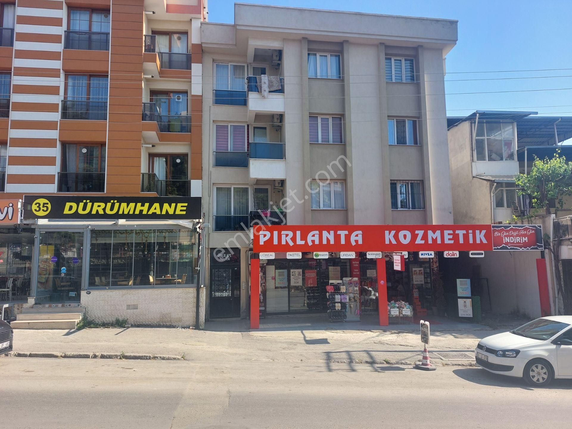 Ahmet Yesevi Kız Yurdu Karşısı Cadde Üzeri 1. Kat Eşyalı Balkonlu 1+1 Daire