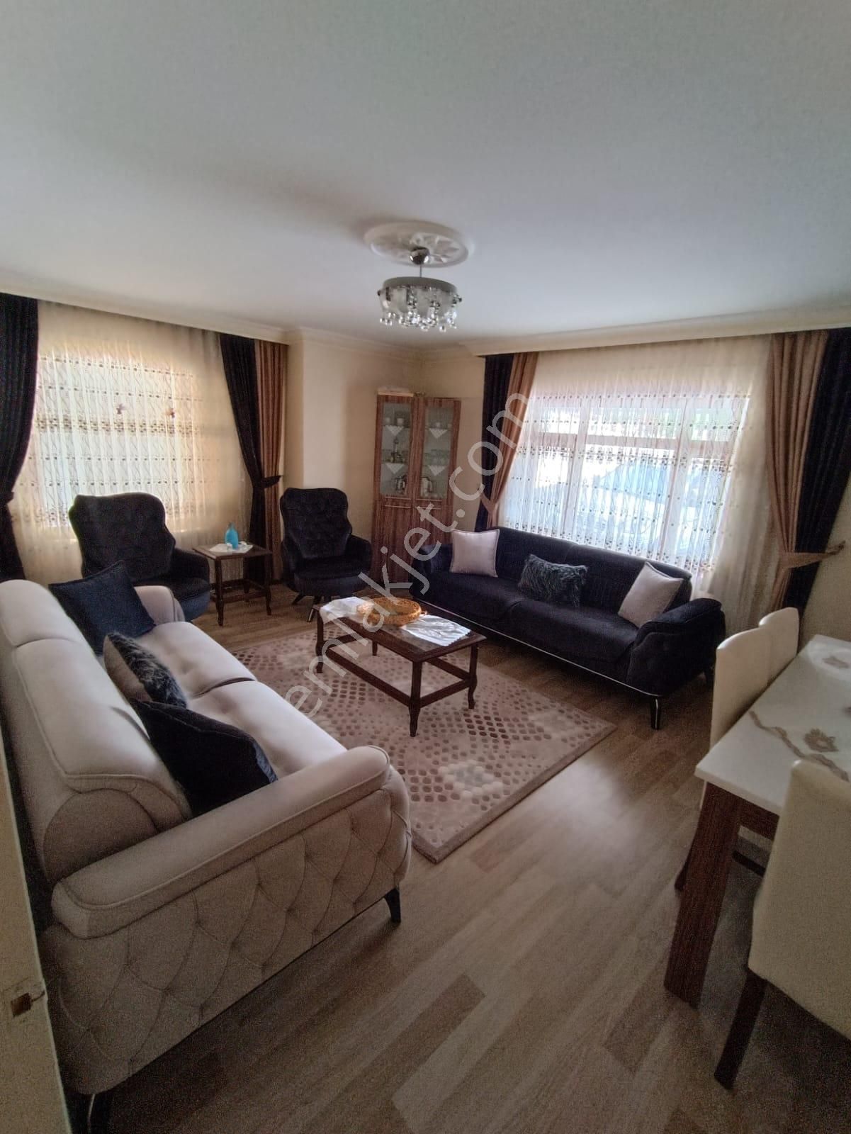 Çankaya Huzur Mah. Acil Satılık Giriş Katta 3+1 Daire