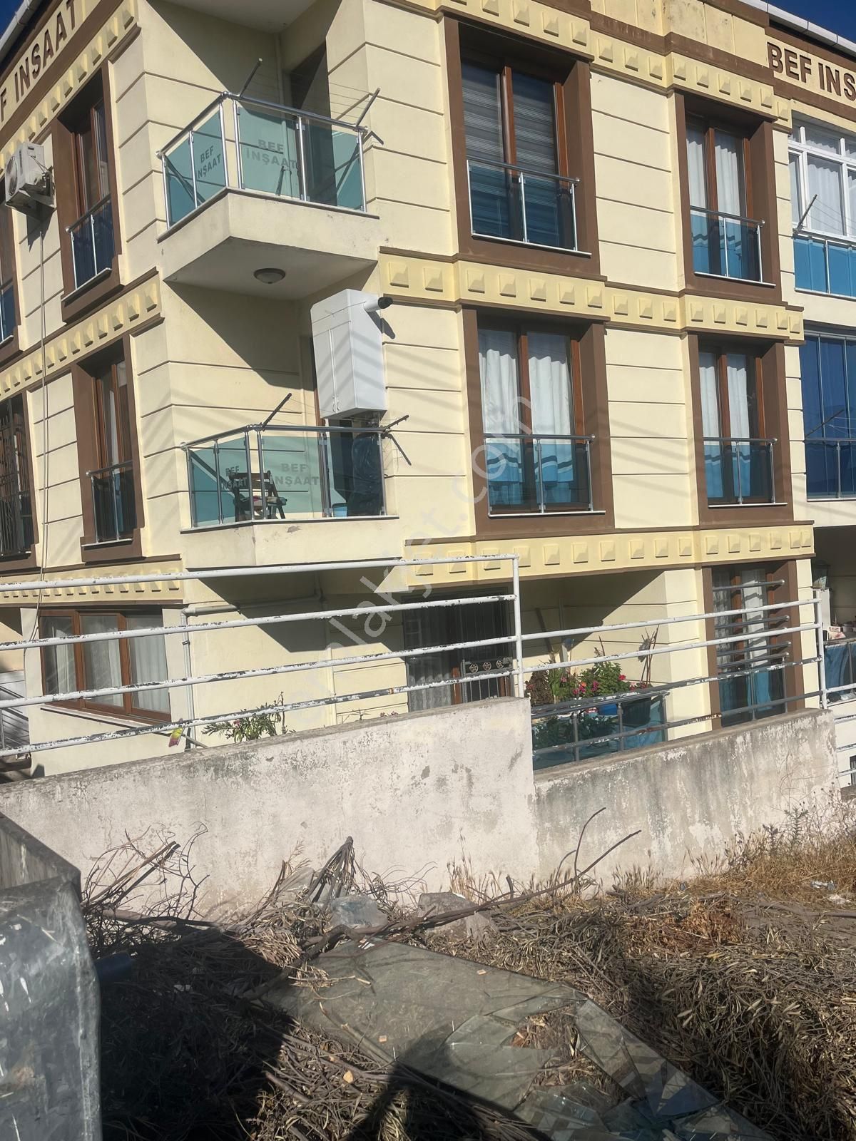 Bornova Merkeze Yakın 1+1 Kiralık Eşyalı Daire