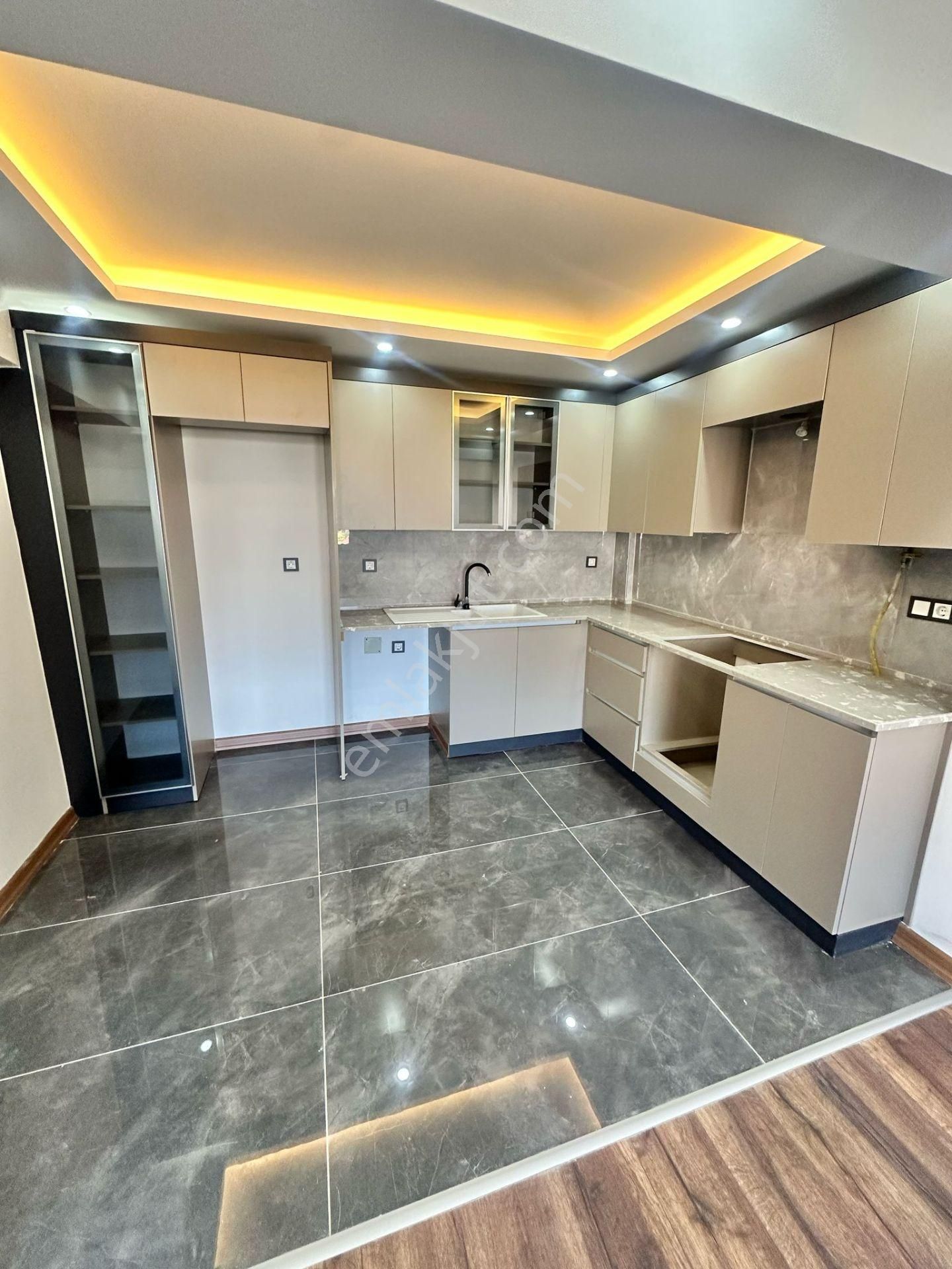 🏡1 Anafartalar Mahallesi 🏡 ❇️3+1 120 M2 6 Katlının 5 Katı ❇️ Açık Mutfak