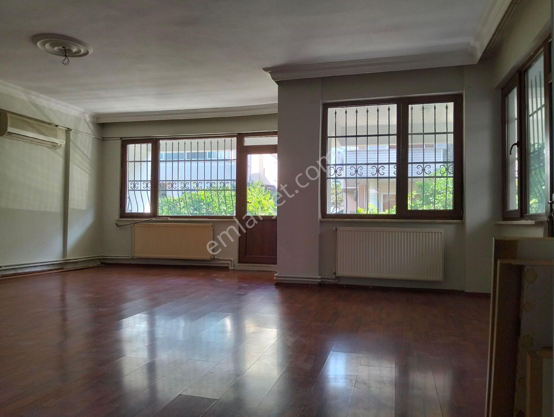 2+1 Denize Çok Yakın Geniş Kaloriferli Kiralık Daire