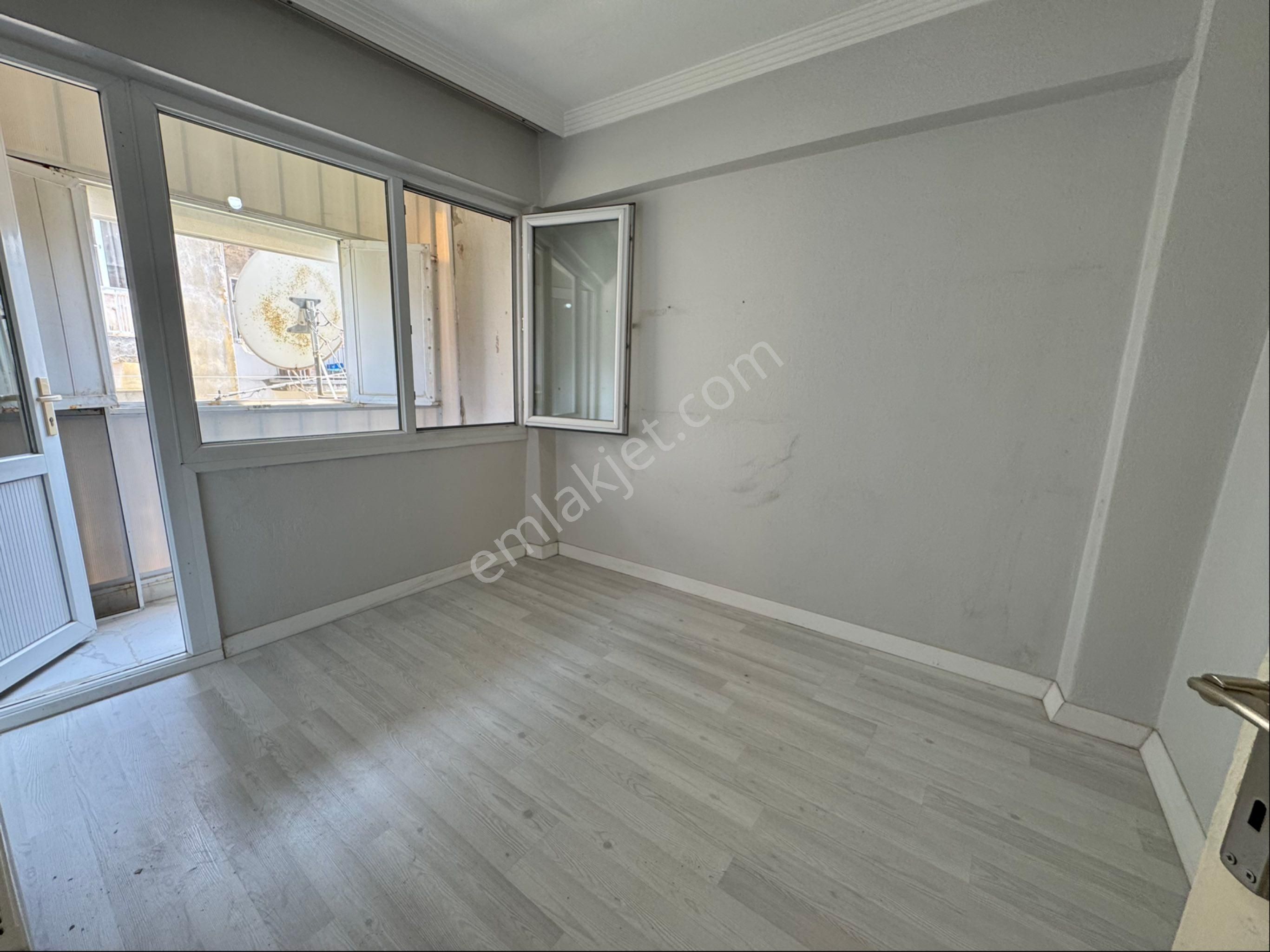 Kw'den Uluparka Yakın,doğalgazlı,klimalı Kiralık 2+1 Daire