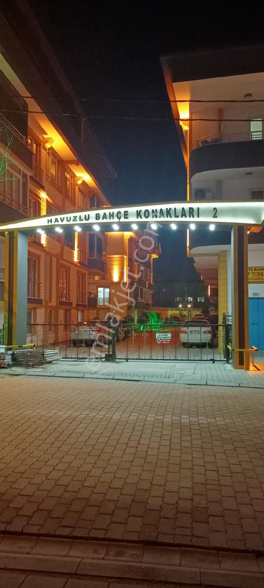 İhsaniye Mükemmel Lokasyonda