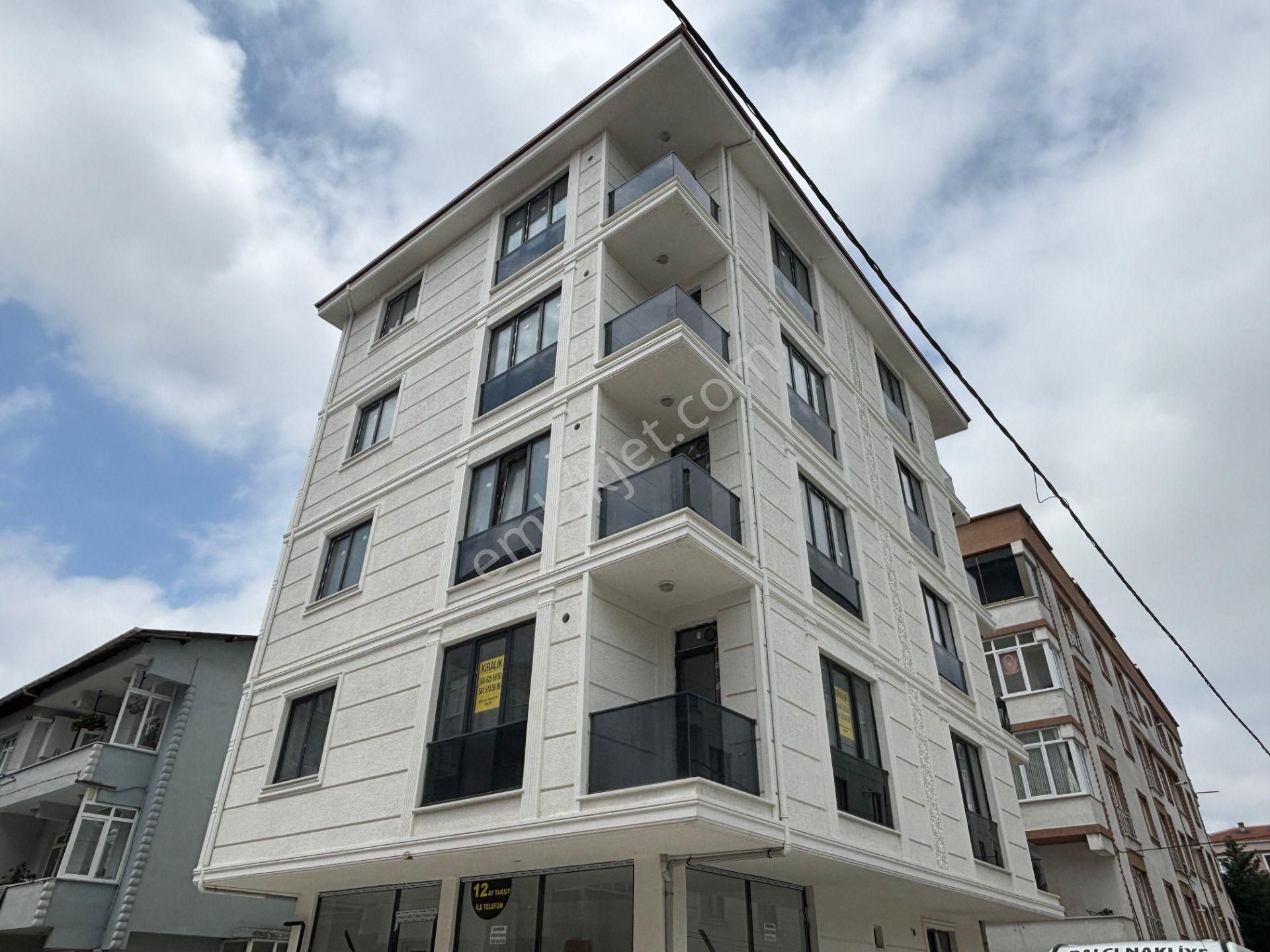 **eryıldız Gayrimenkul'den**fevzipaşa Merkezde Trepaş Yanı Kiralık 1+1 Daire