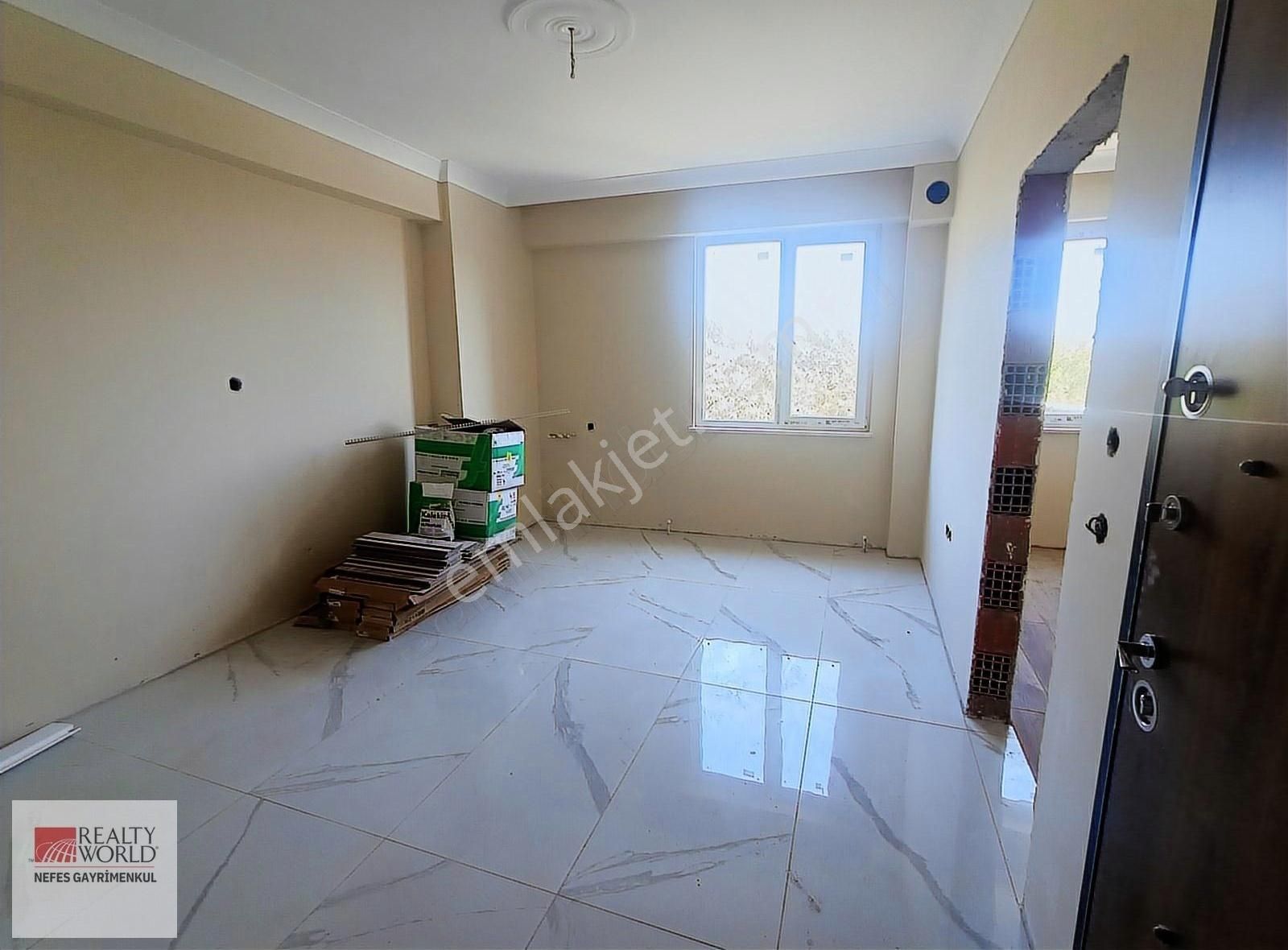 Rw Nefes'ten Gürede Bahçe Kullanımlı 1+1 Satılık Daire
