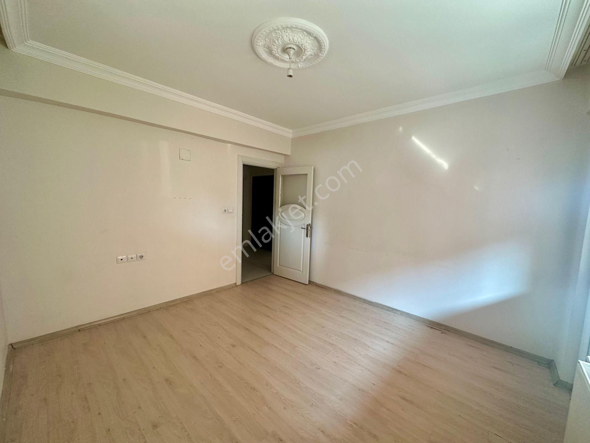 Coldwell Banker Ertuğrul Gazi Mahallesi Fırsat Satılık 2+1 Daire