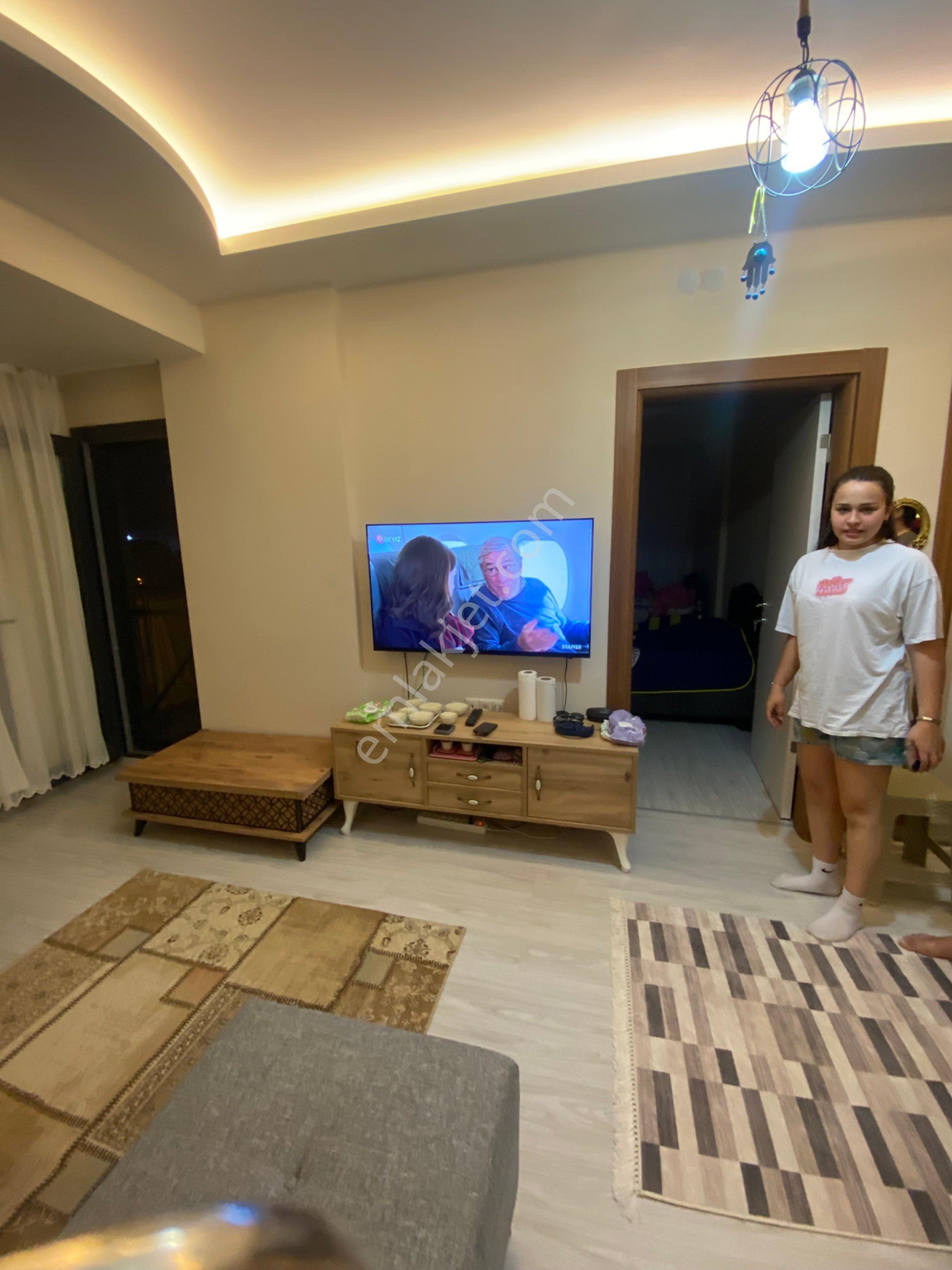 Kuşadası Davutlar Merkezde Havuzlu 1+1 Satılık Daire - Görsel 2