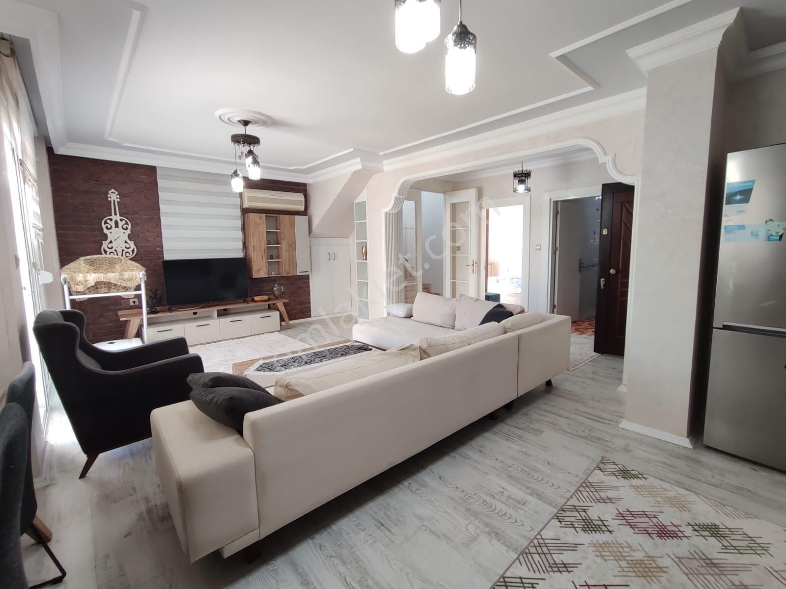 Side Kemer Mahallesi’nde 3 + 1 Site İçerisinde Satılık Daire