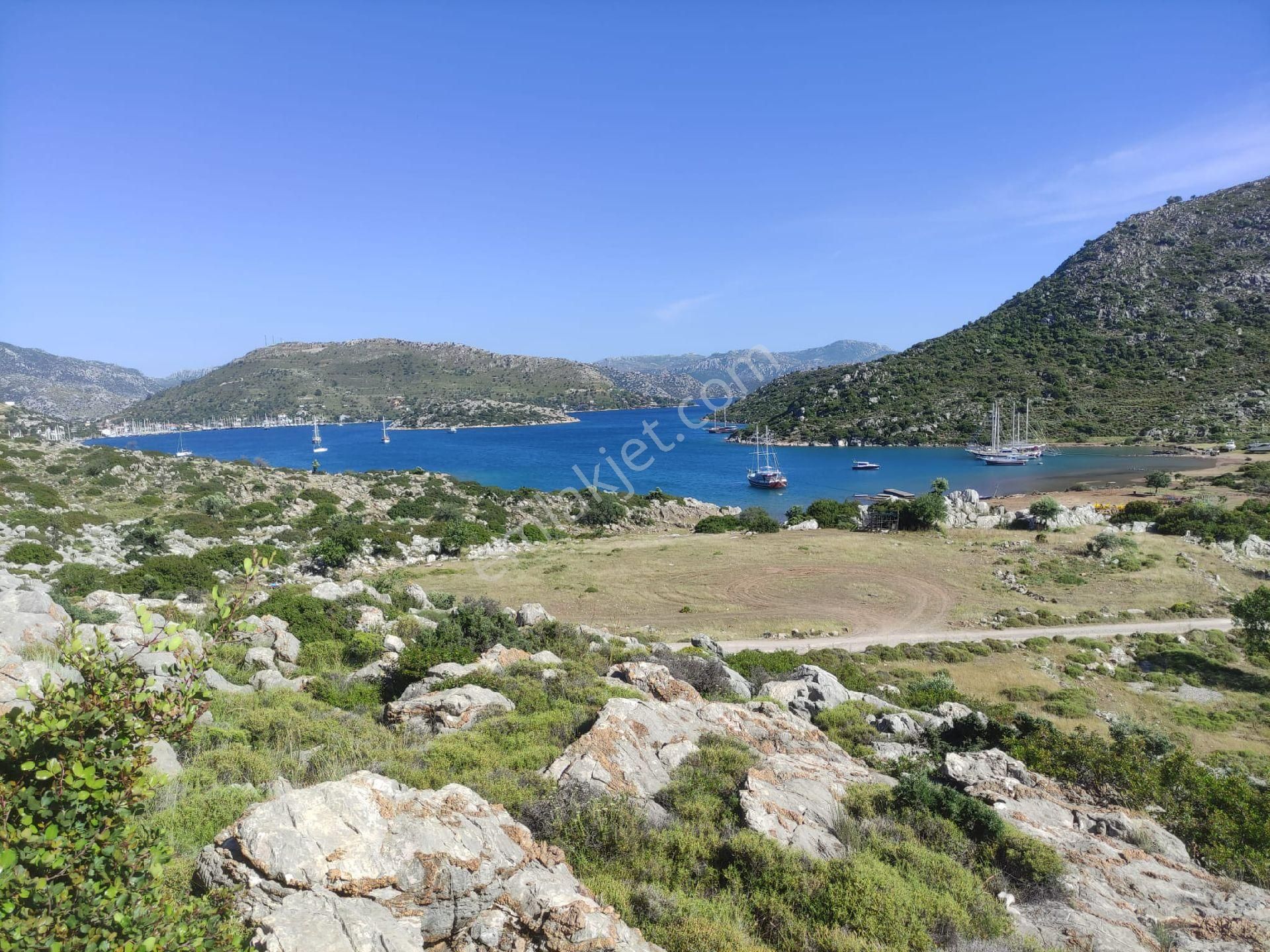 Ebrar&can'dan Burgaz Koyunda Full Panoramik Deniz Manzaralı 1017 Metrekare