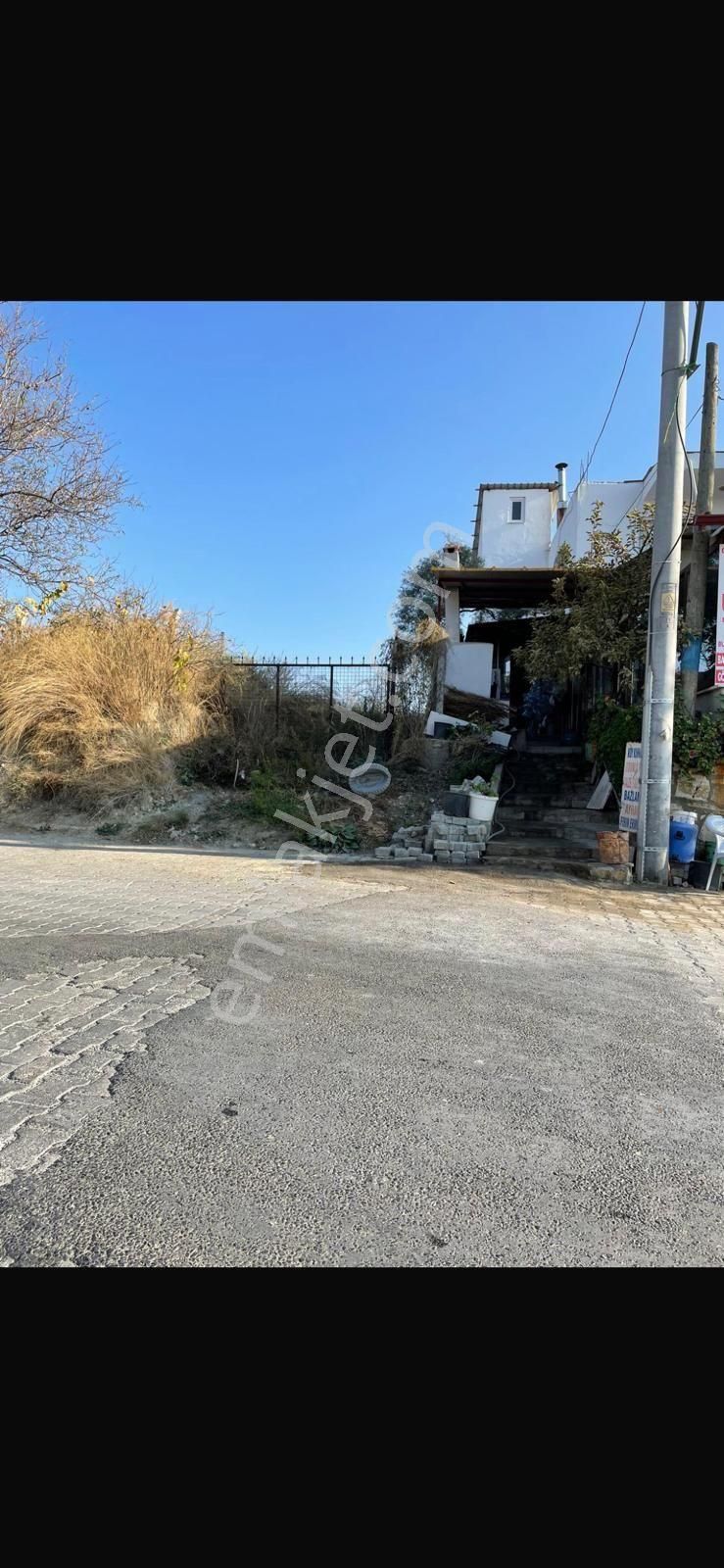 Kuşadası Sogucakda Ana Yola Sıfır Ticari Konut İmarlı