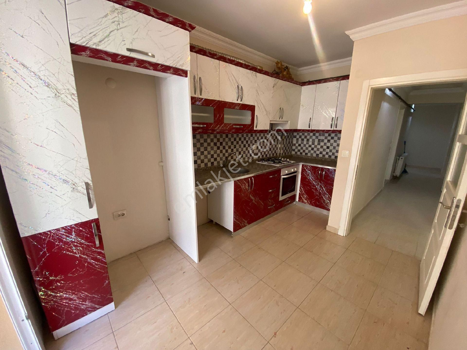 Ayrancılar Pazar Yerinde Kiralık 2+1 Daire