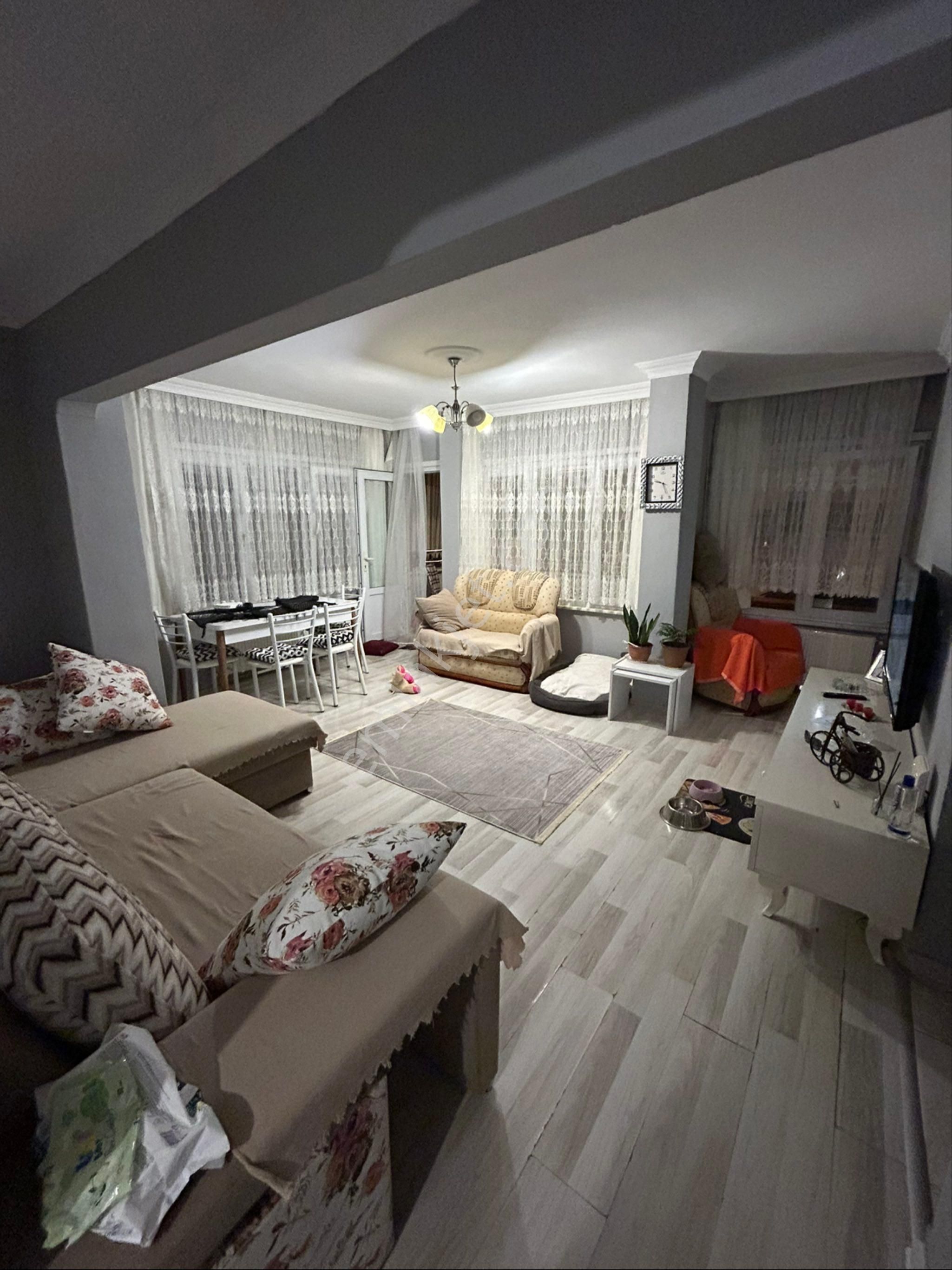 Çınarcık Taşliman’da Denize 150 Metre Tertemiz 2+1 Satılık Daire