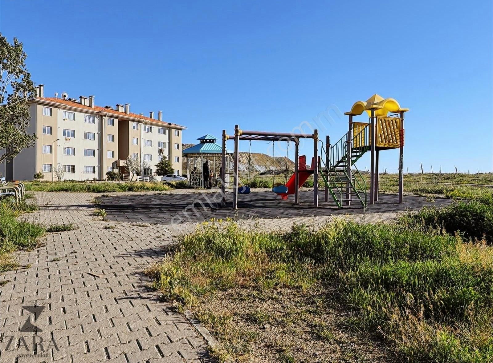 ▄zara▄zirvekent Mh. Yüsek Kredili Ankara Manzaralı 1+1 Daire.