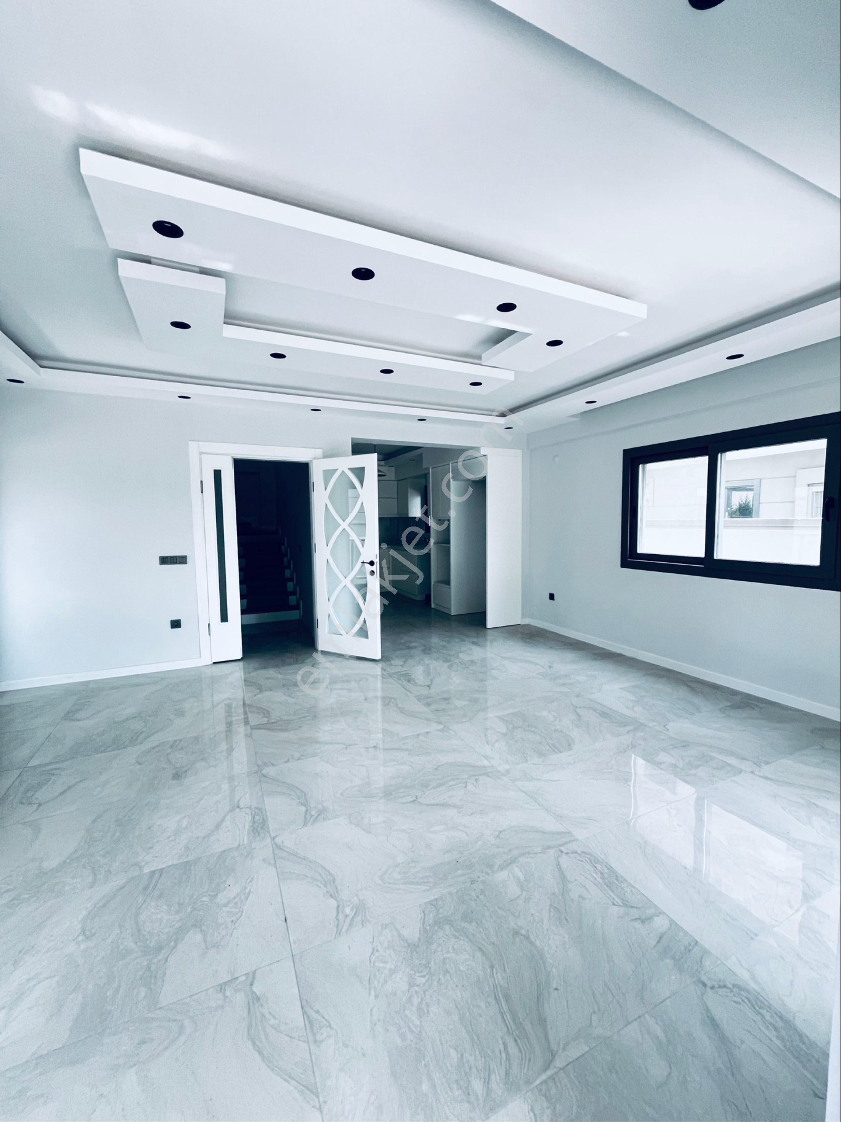 Baran Emlaktan Akarca Da Satılık Villa - Görsel 9