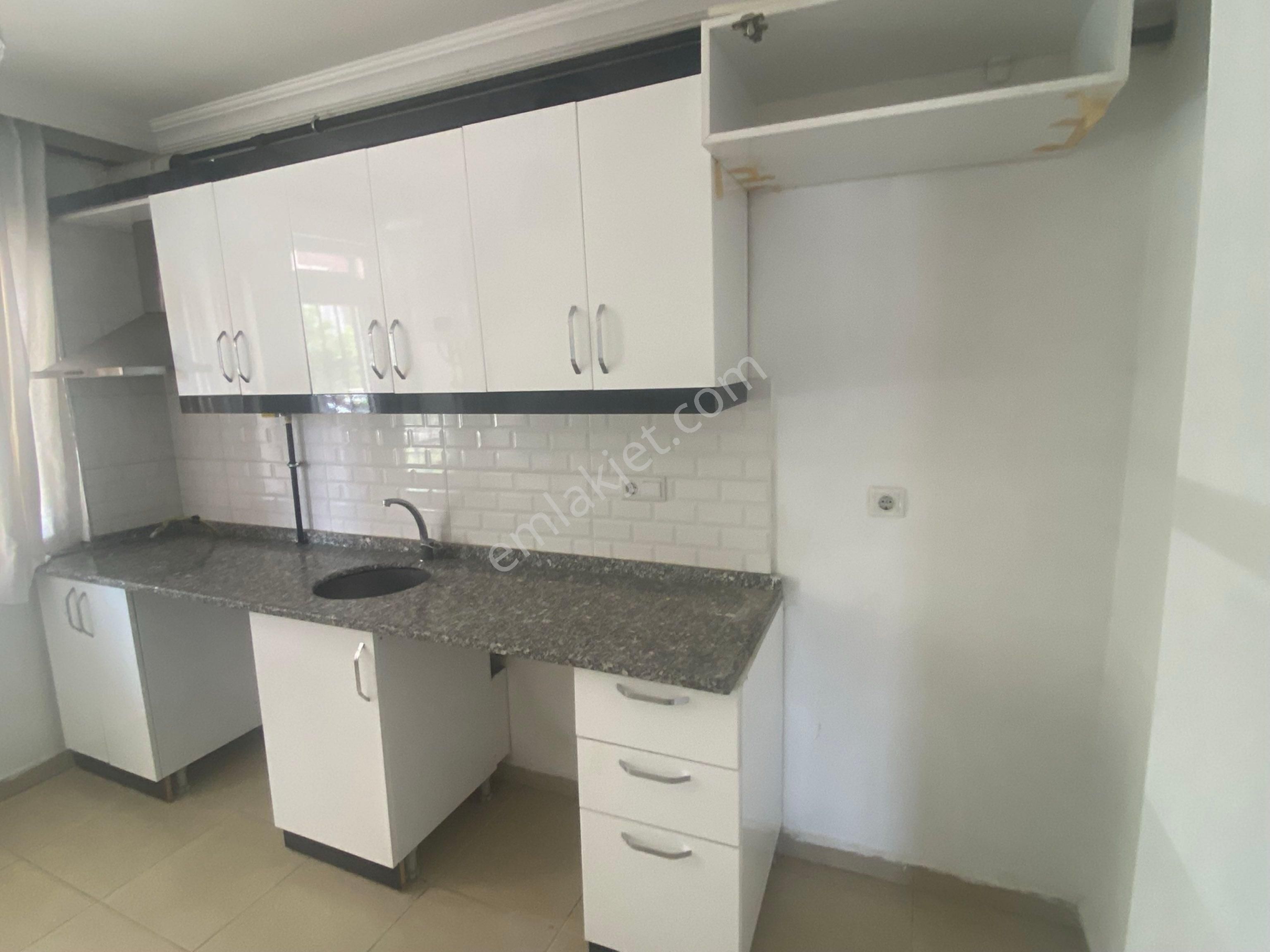 Satılık 3+1 Giriş Doğalgazlı