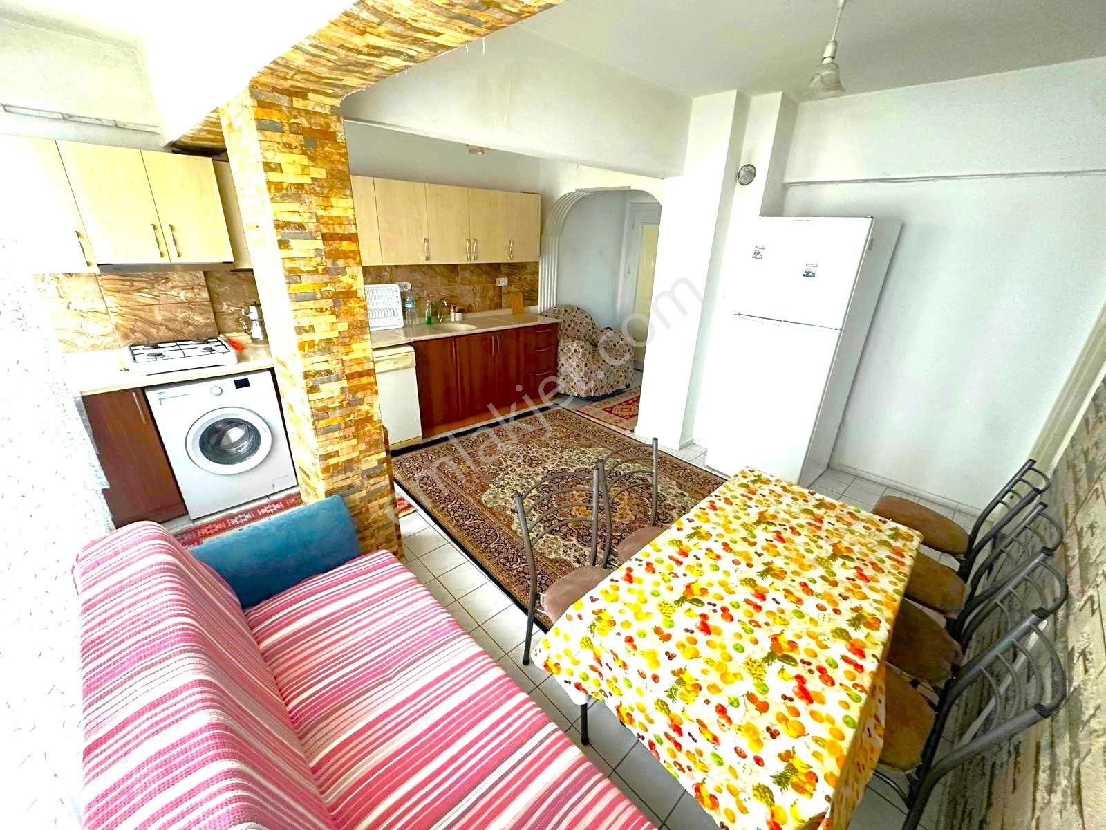 𝄞melodi'den Akçay Merkez'de Arakat Eşyalı Cam Balkonlu Denize Komşu Olacağınız 2+1 Daire