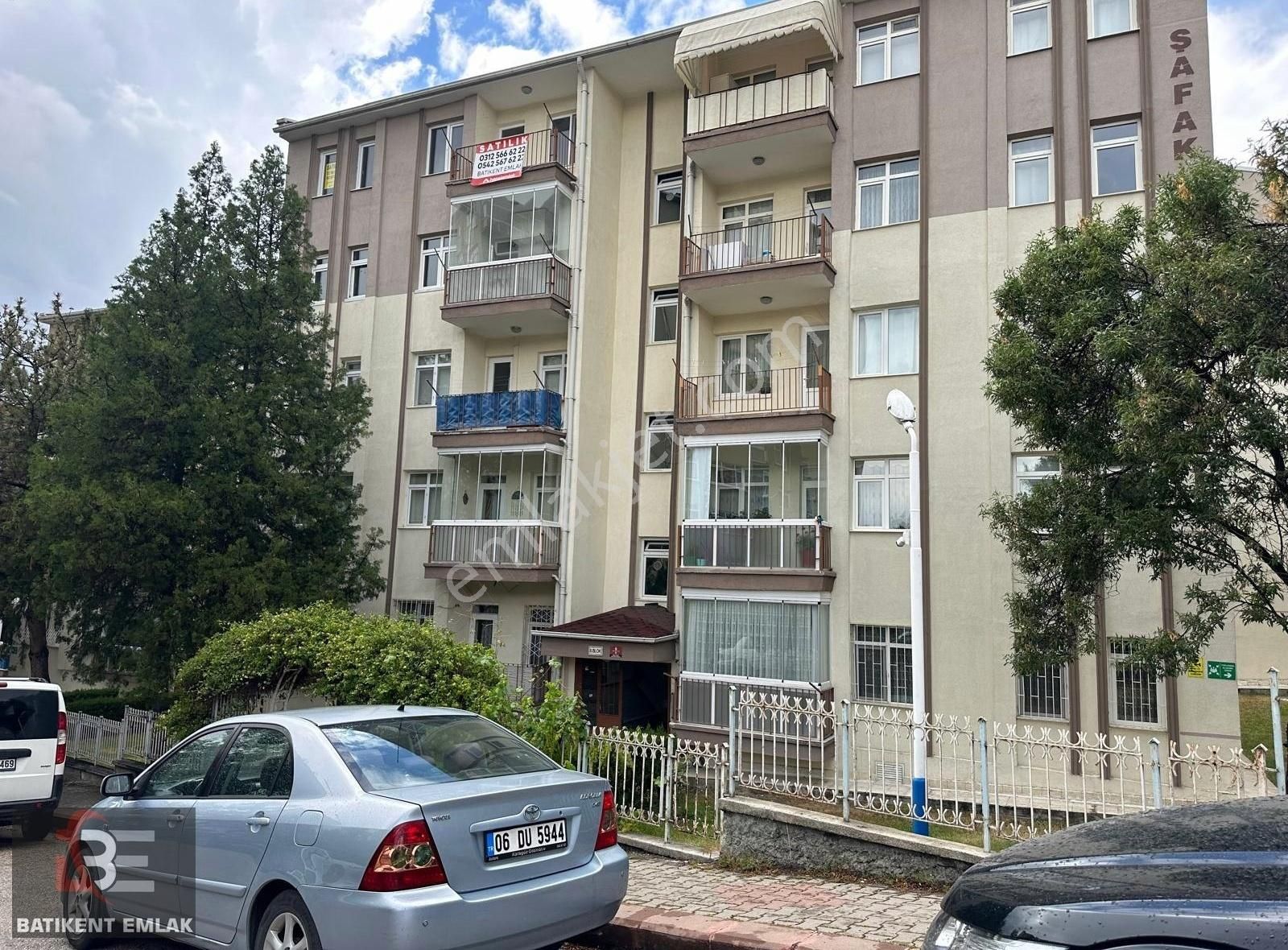 Batıkent Emlak'tan Atlantis Ve Metro Yakını Bakımlı 3+1 Boş
