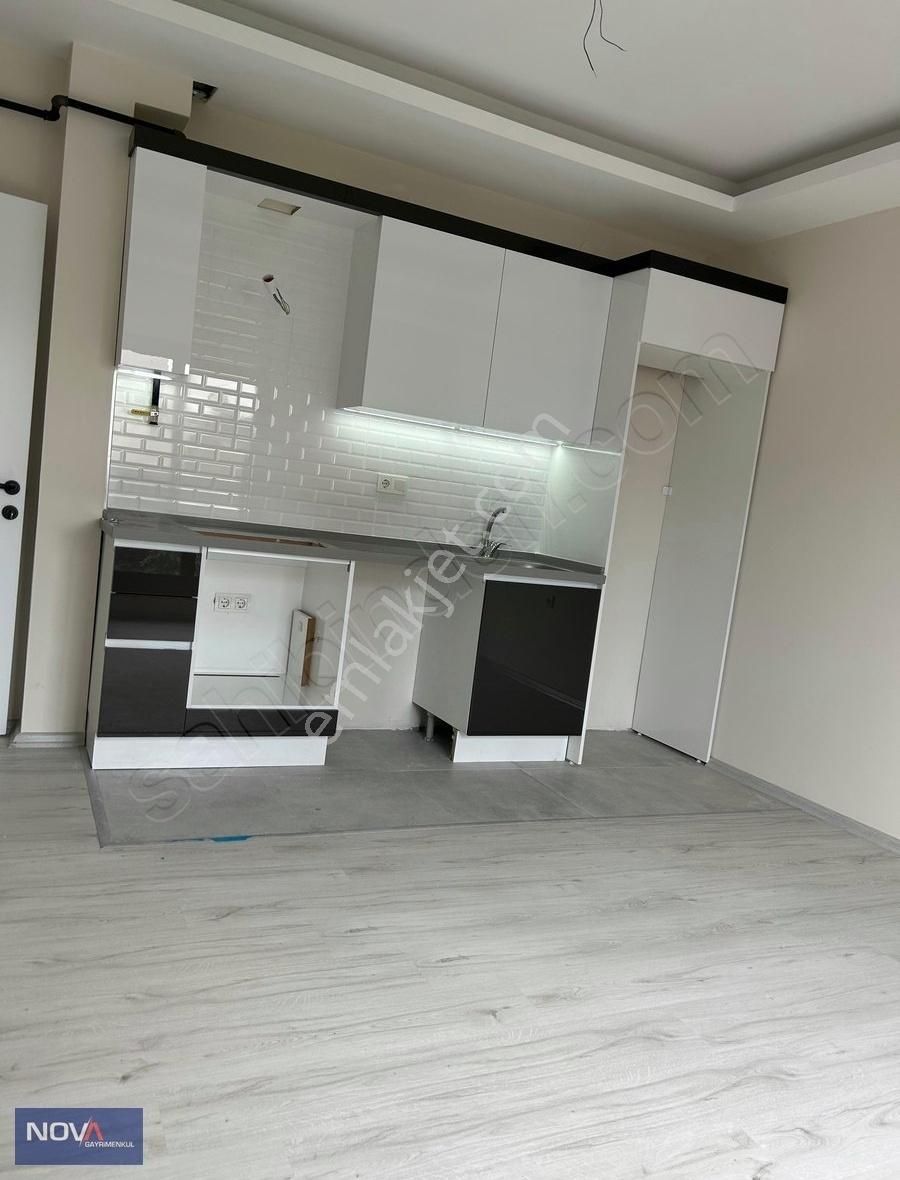 Turgutlu Kurtuluş Mh. Sıfır Eşyalı Kiralık 1+1 Daire