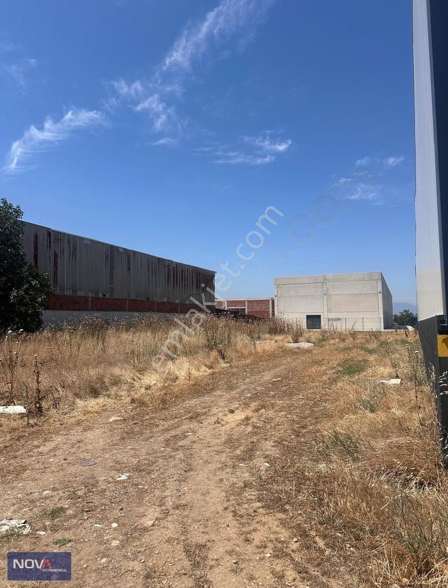 Nova'dan Koşukırında 2000m2 Kiralık Sanayii Arsası