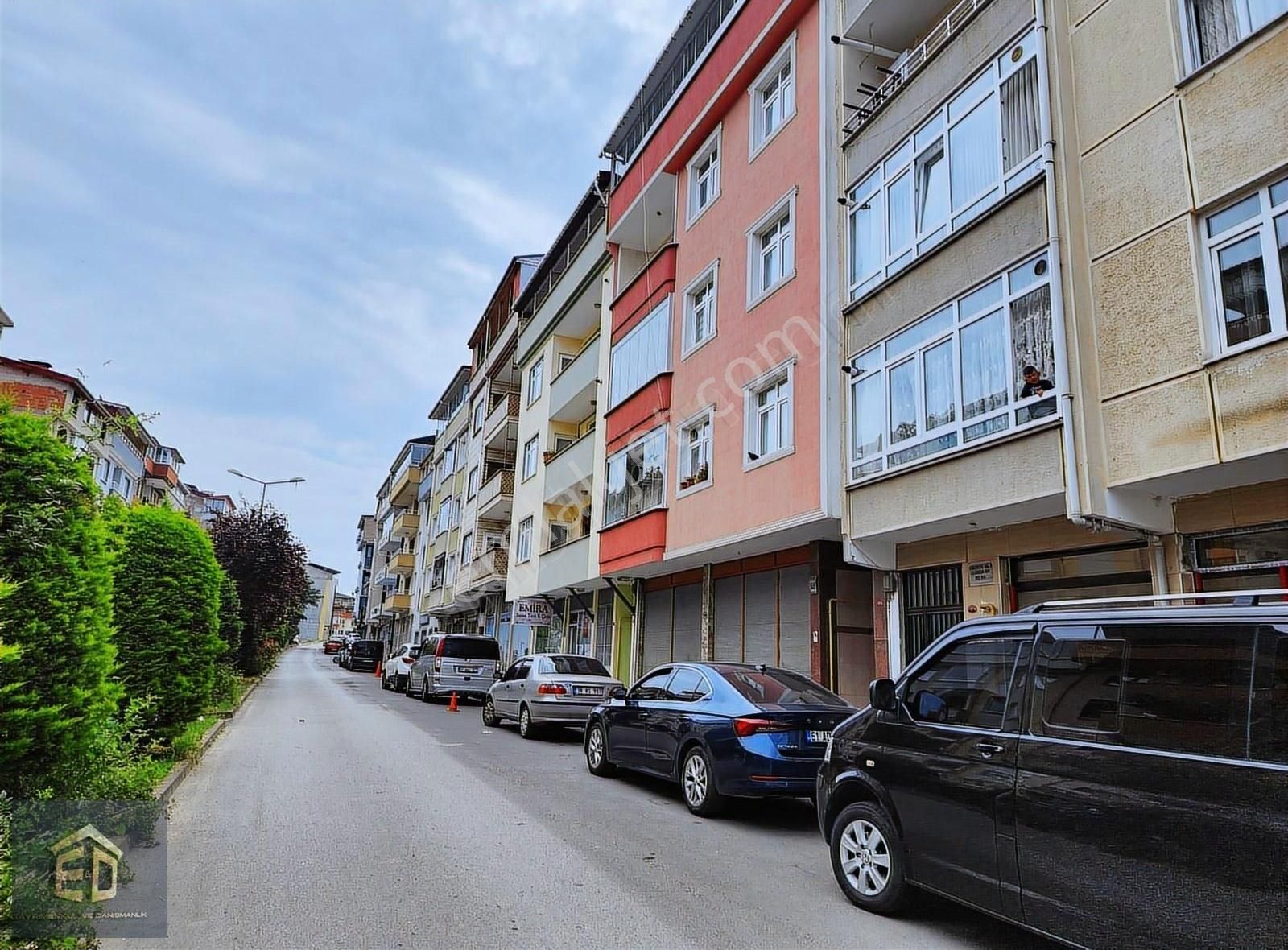 E&d Gyo'dan Trabzon Pelitli'de Merkezi Konumda Kiralık 3+1 Daire