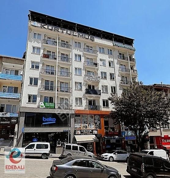 1+1 Kiralık Çarşı Merkezde Arakat Manzaralı Daire