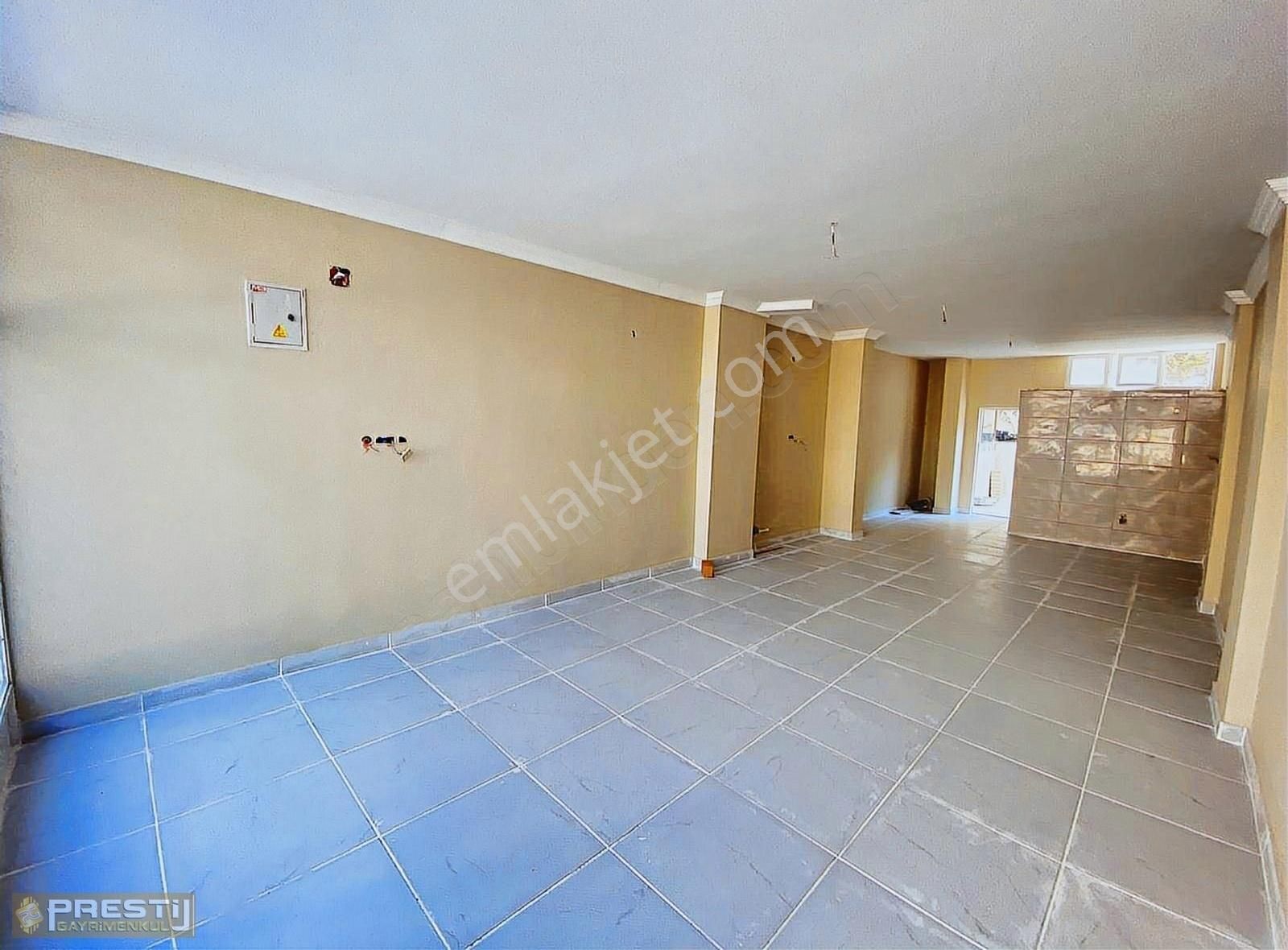 Prestij'den Hamidiye'de 110m2 Satılık Dükkan