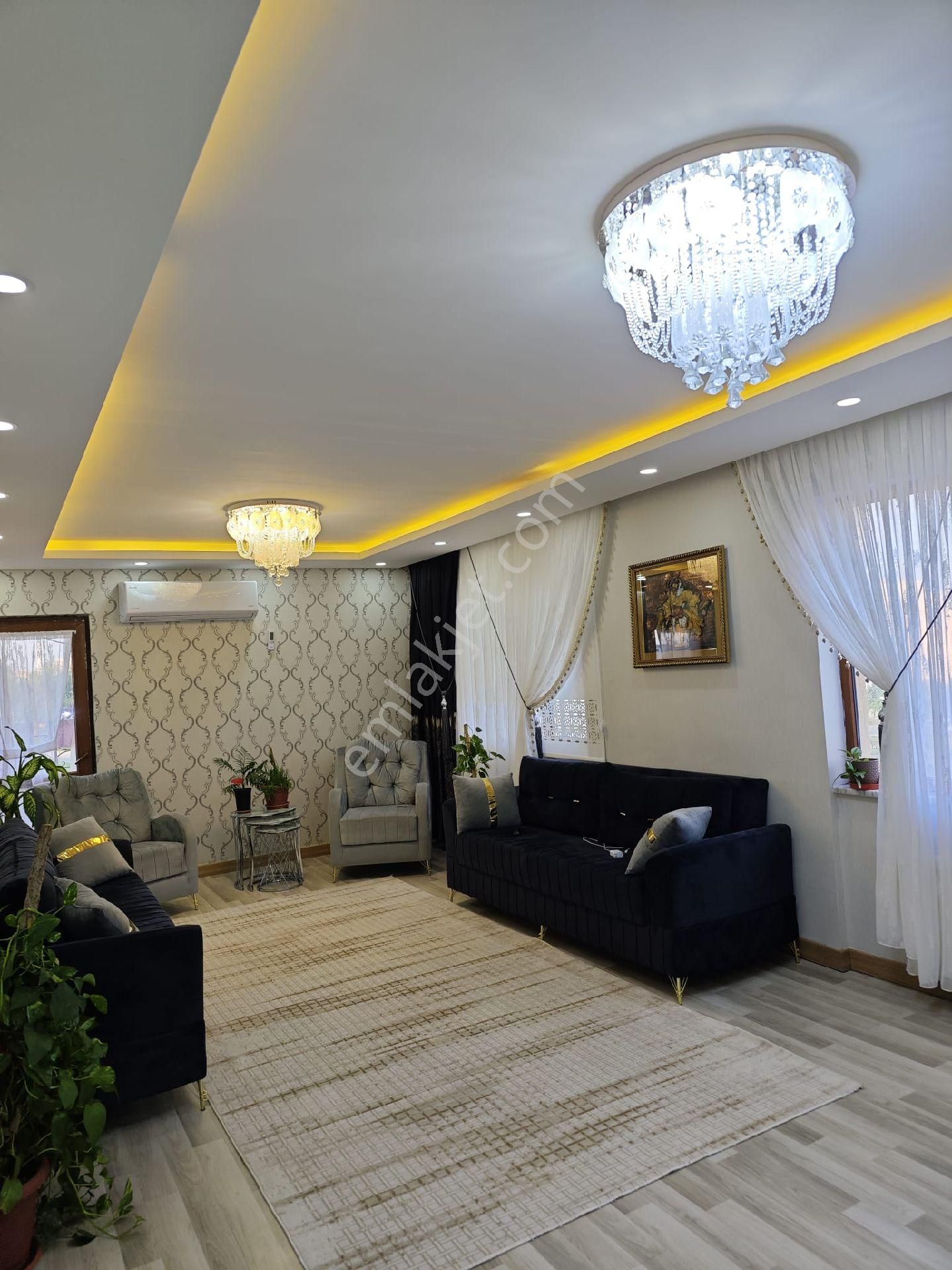 Cadde Seyran'dan Satılık 3+1 145 M2 Arakat Park Manzaralı İki Cepheli