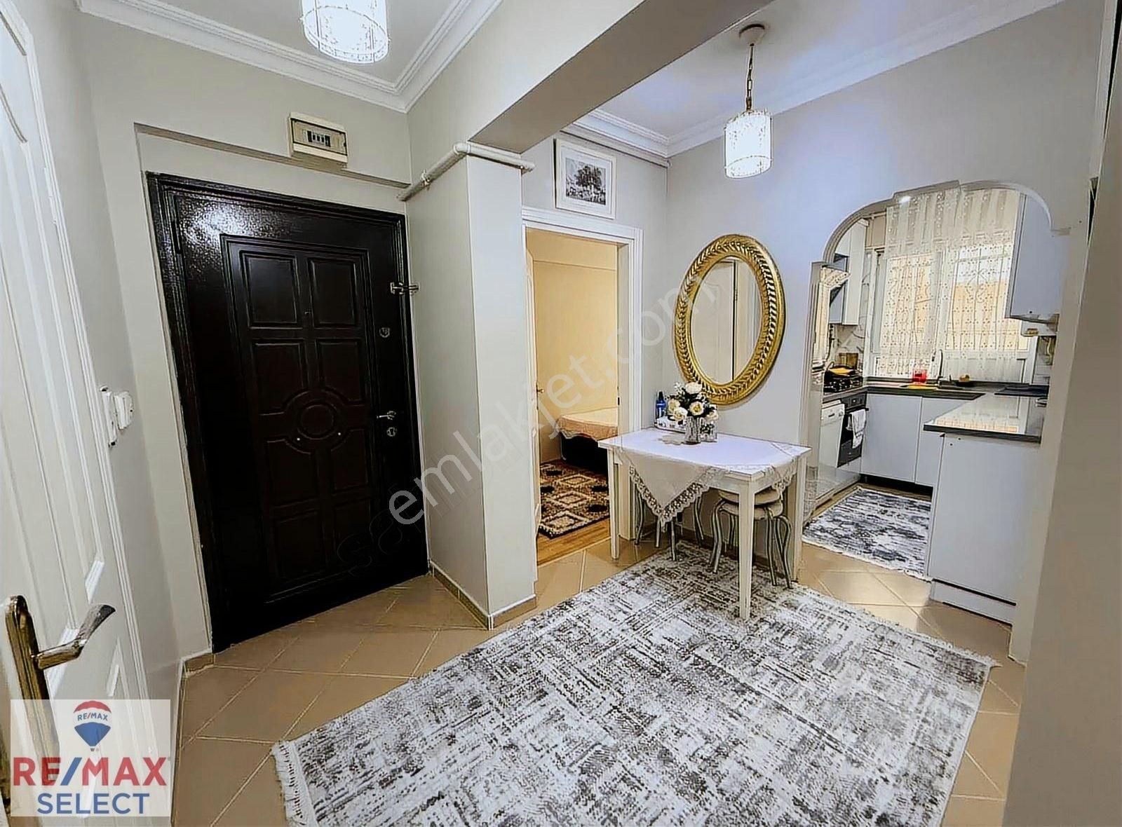 Remax Ozan^dan Şirinevlerde Yeni Bina Ferah 2+1 Daire