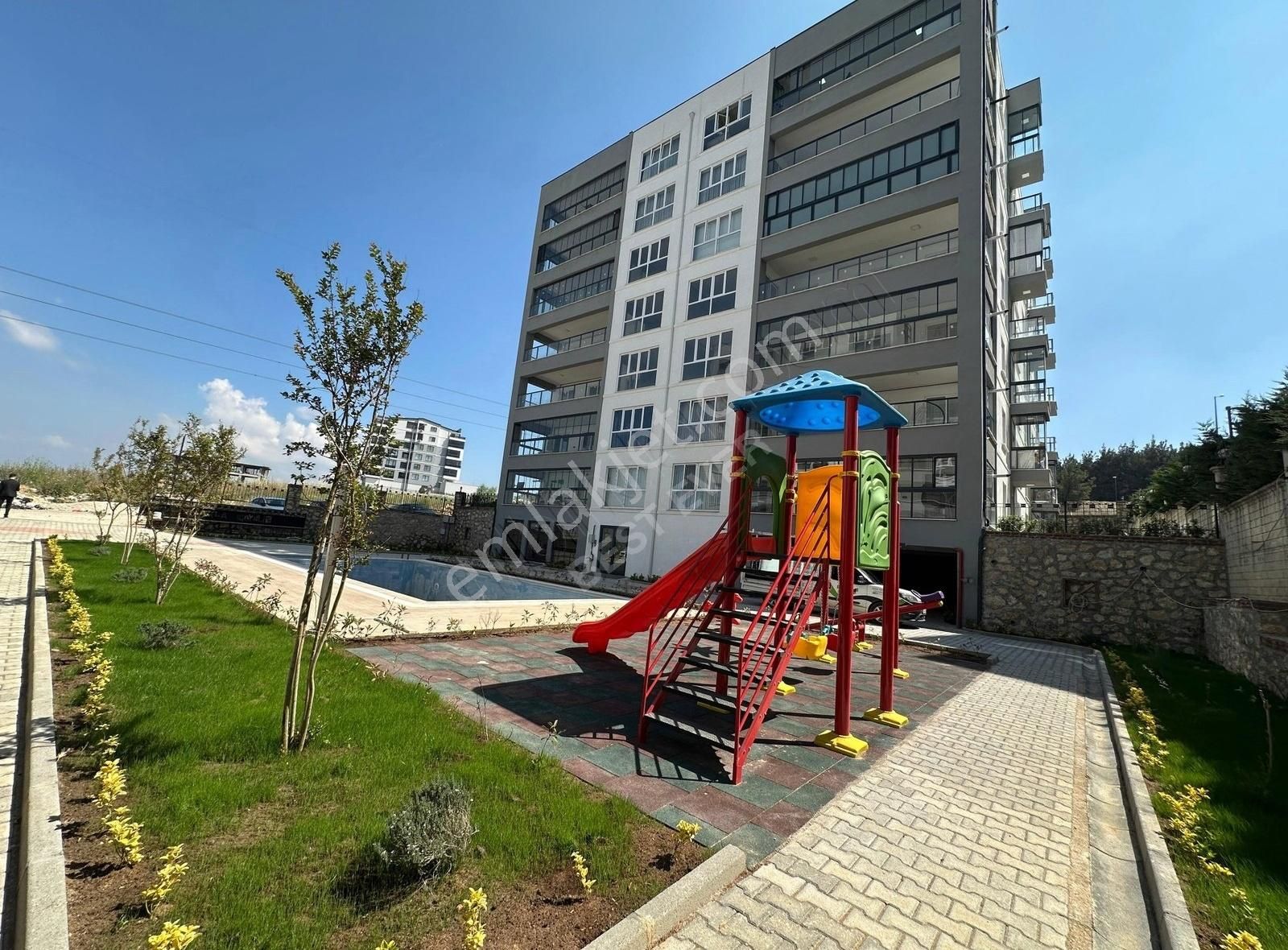 Best Ever'dan Satılık 3+1 170 M2 Net Arakat Daire