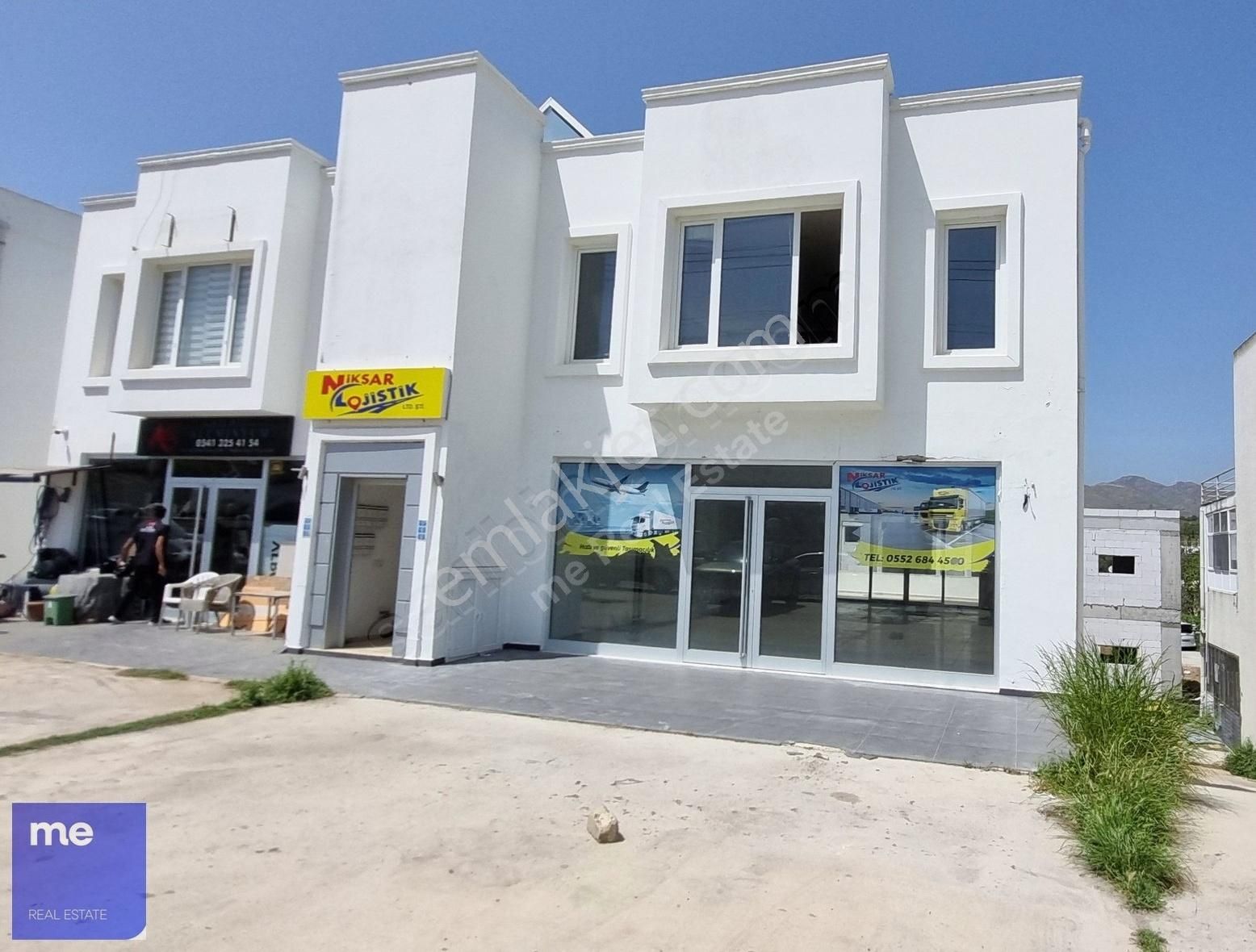 Turgutreis'te Anayol Cepheli Krediye Uygun Dükkan Yatırıma Hazır