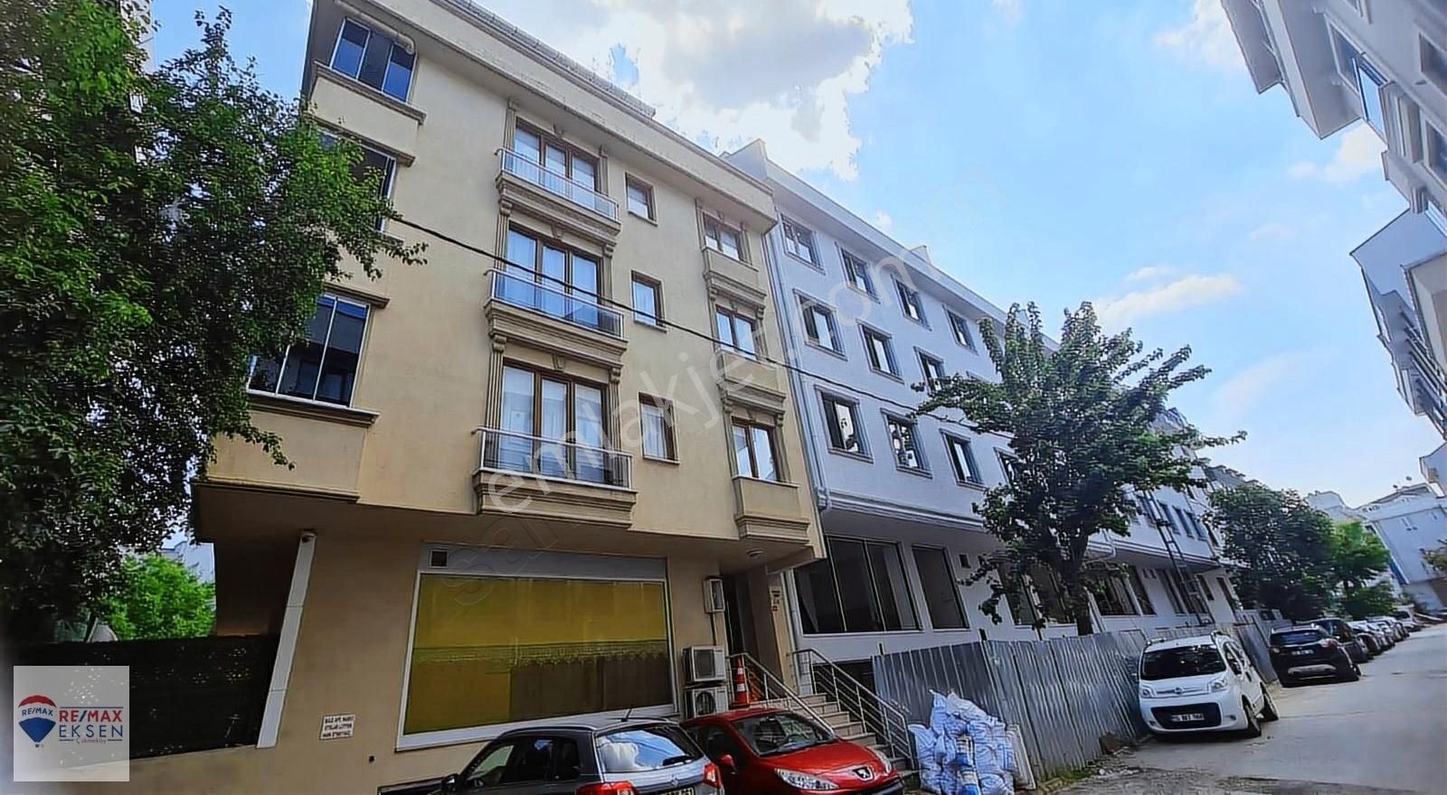 Çekmeköy Mimar Sinan Mahallesi'nde Satılık 2+1 Dubleks Daire