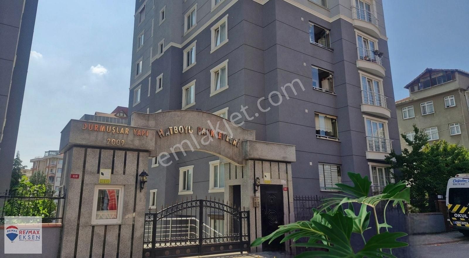 Site Mahallesi Hatboyu Park Evlerinde Satılık 2+1 İçi Yenilenmiş