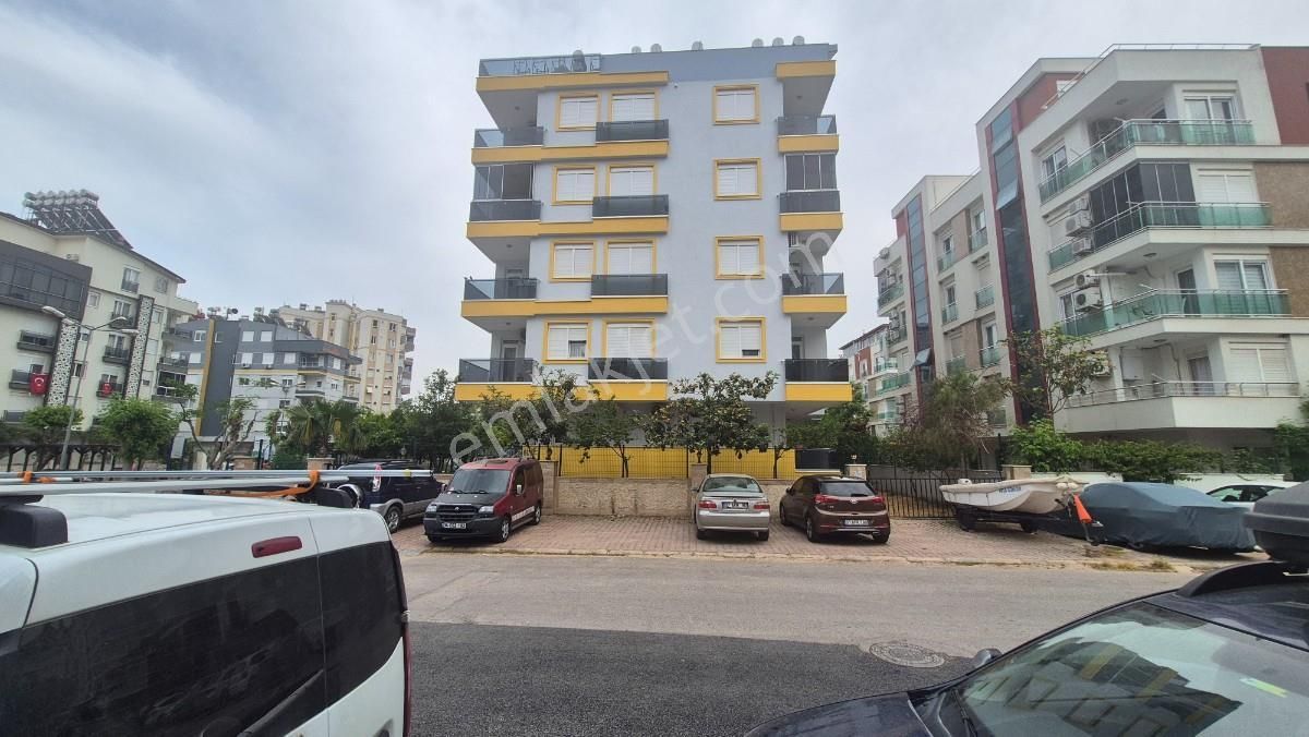 Antalya Konyaaltı Hurma Da Satılık 2+1 Daire