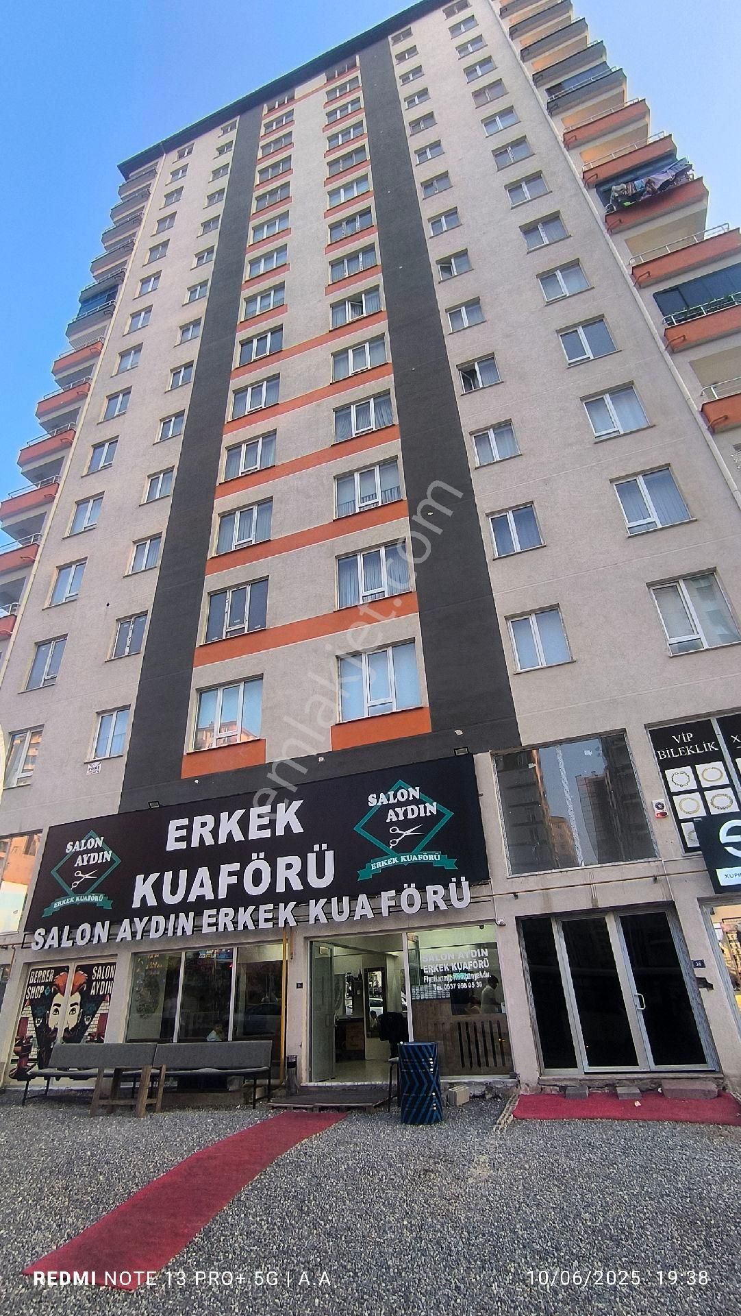 Talas Mevlana Mahallesinde Tramvay Dibi Sali Pazarının Yaninda Satilik Daire