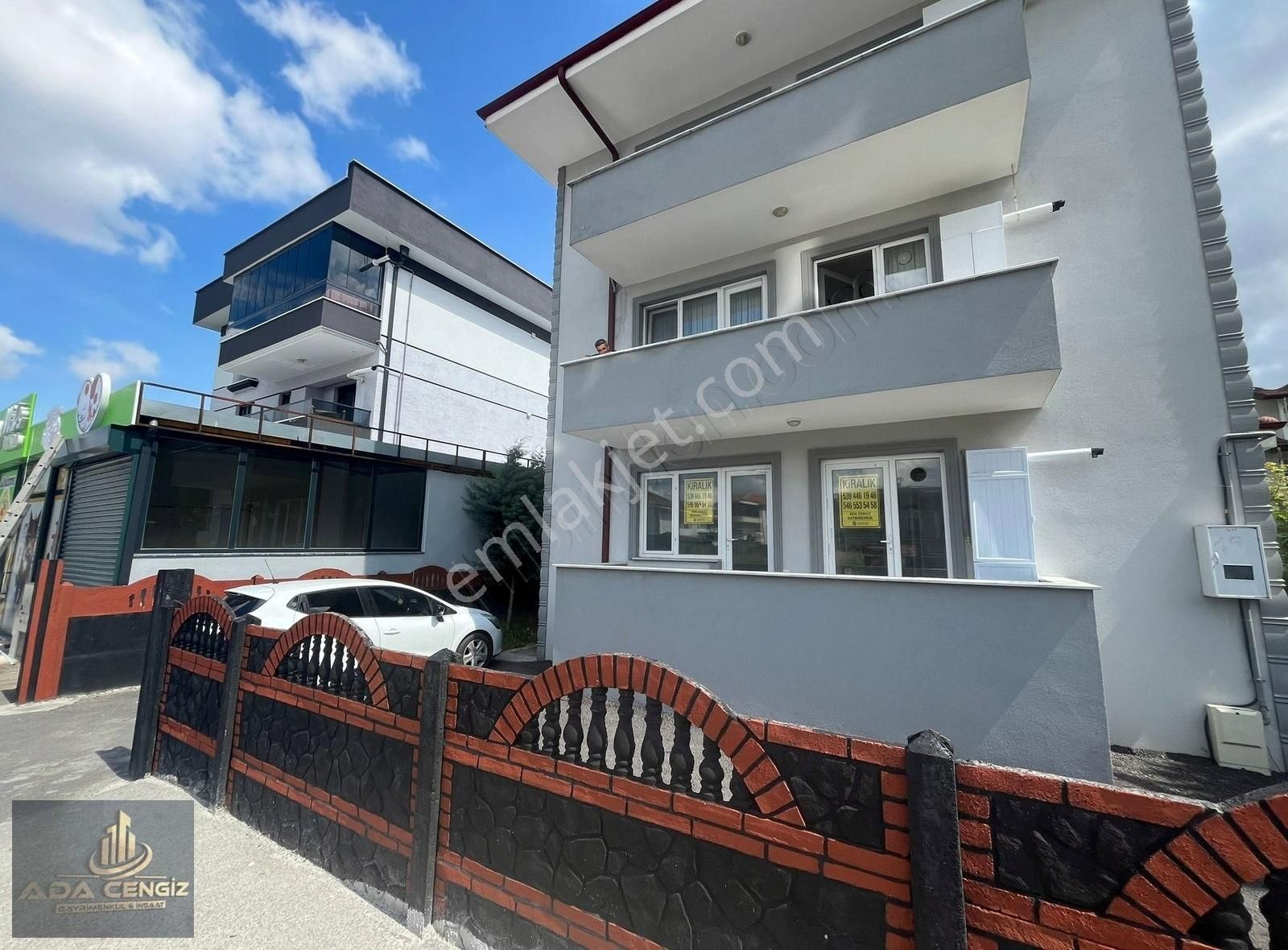 Serdivan Vatan Mah 3+1 145 M2 Ebeveyn Banyolu Geniş Sıfır Daire