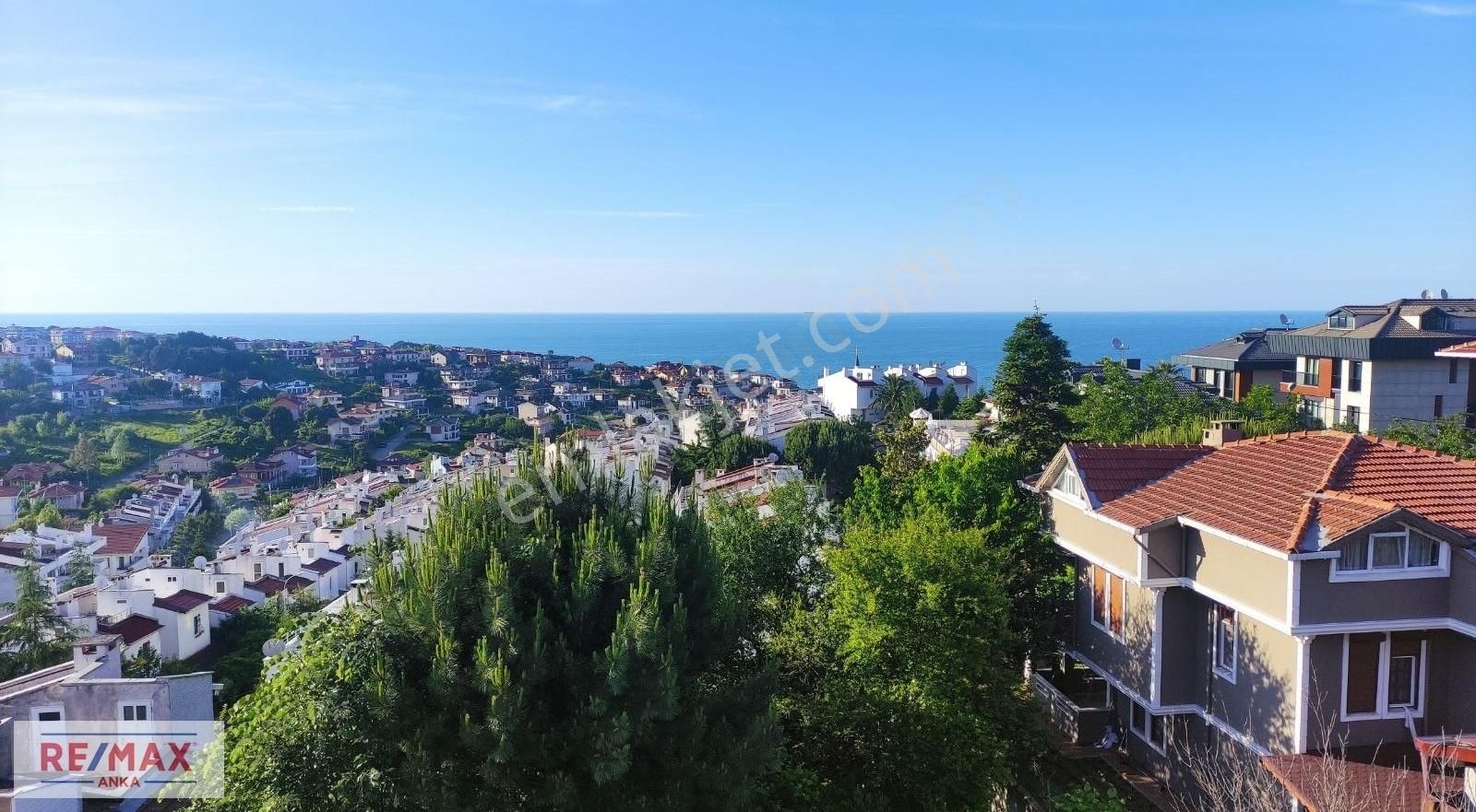 Remax Anka'dan 400m2 Arsa İçerisinde 6+2 Deniz Manzaralı Villa