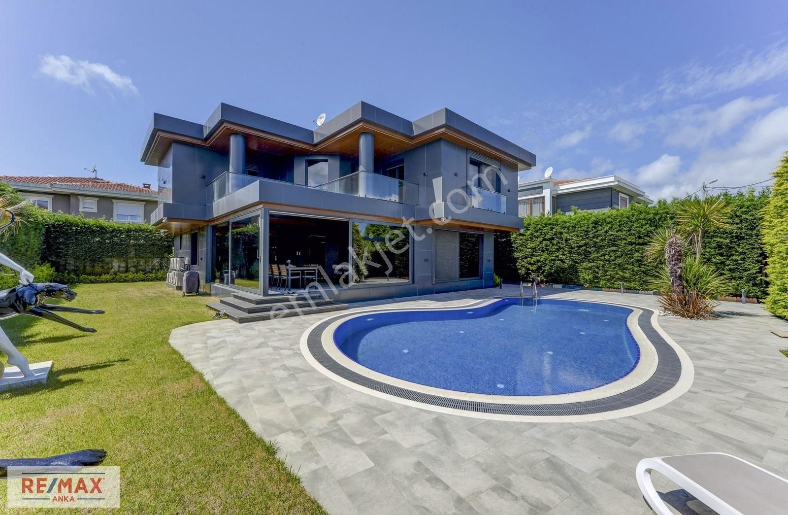 Remax Anka'dan Kumbaba Özel Tasarım Mimari Satılık Villa