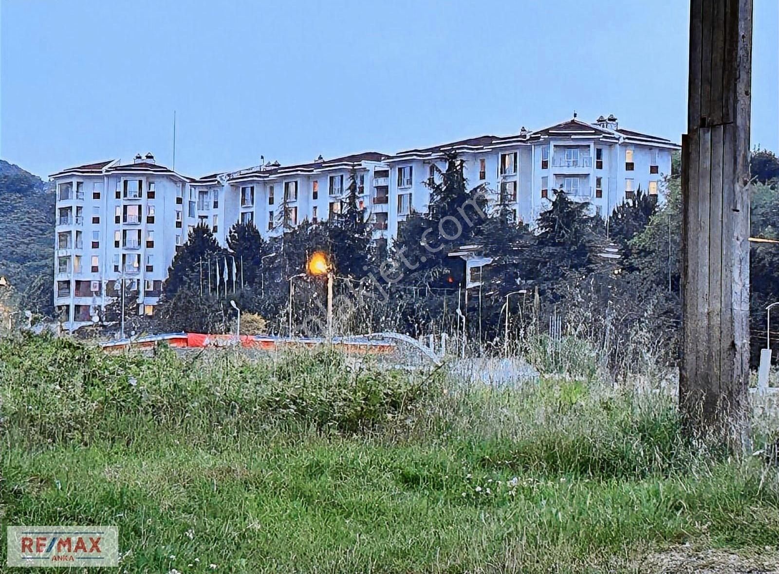 Remax Anka'dan Işık Üniversitesine Komşu Kiralık Arsa
