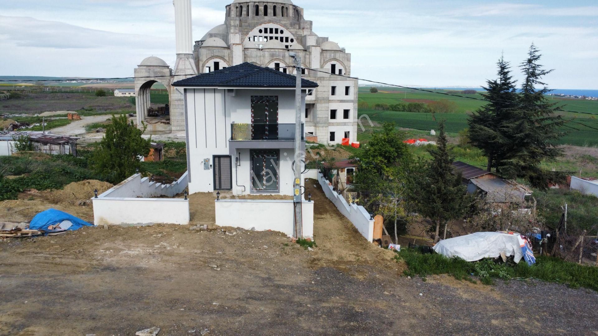 Delux'den Namık Kemal Mh. Sıfır Lux Satılık Trıplex