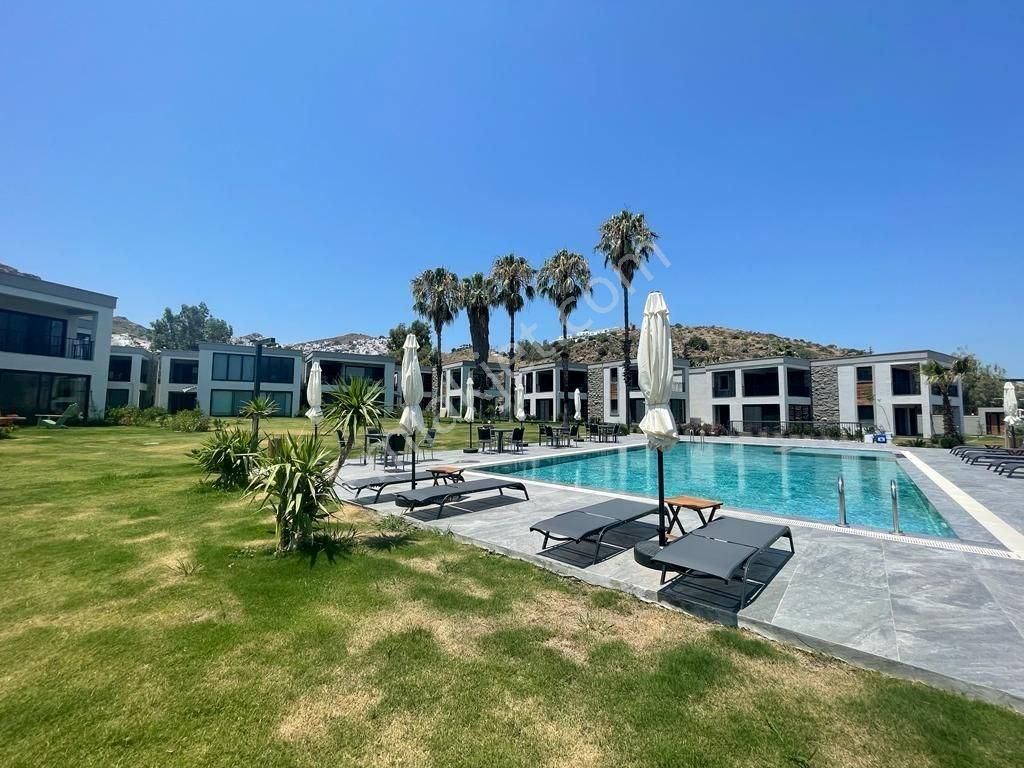 Bodrum Bağla Denize 30 Mt. Plaj Kullanımlı Satılık 2+1 Daire