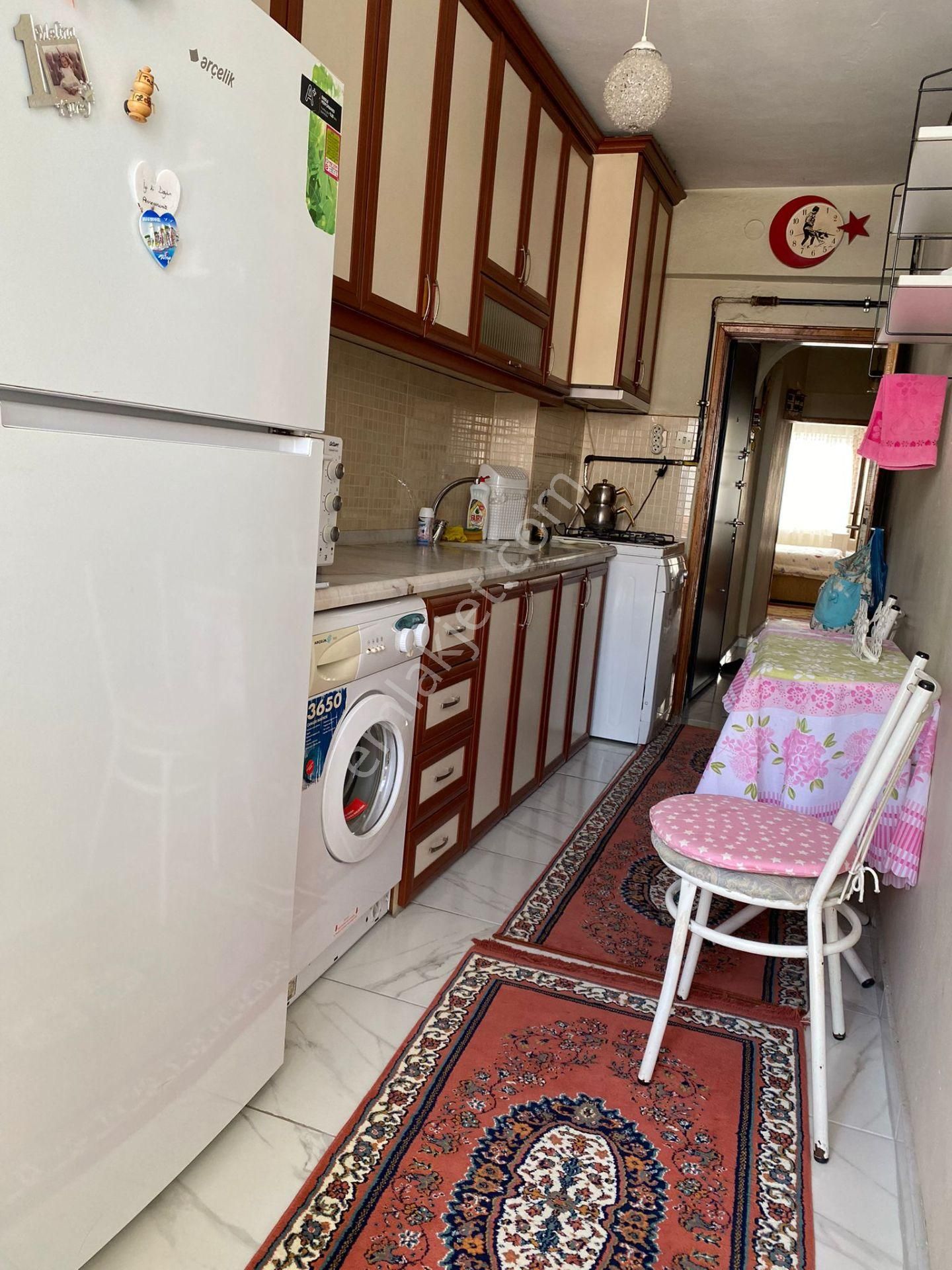 Nidam Emlaktan Bursa Yeşil Şible Taksi Üzeri 2+1 100m2 4.kat Kombili Çift Cephe Daire