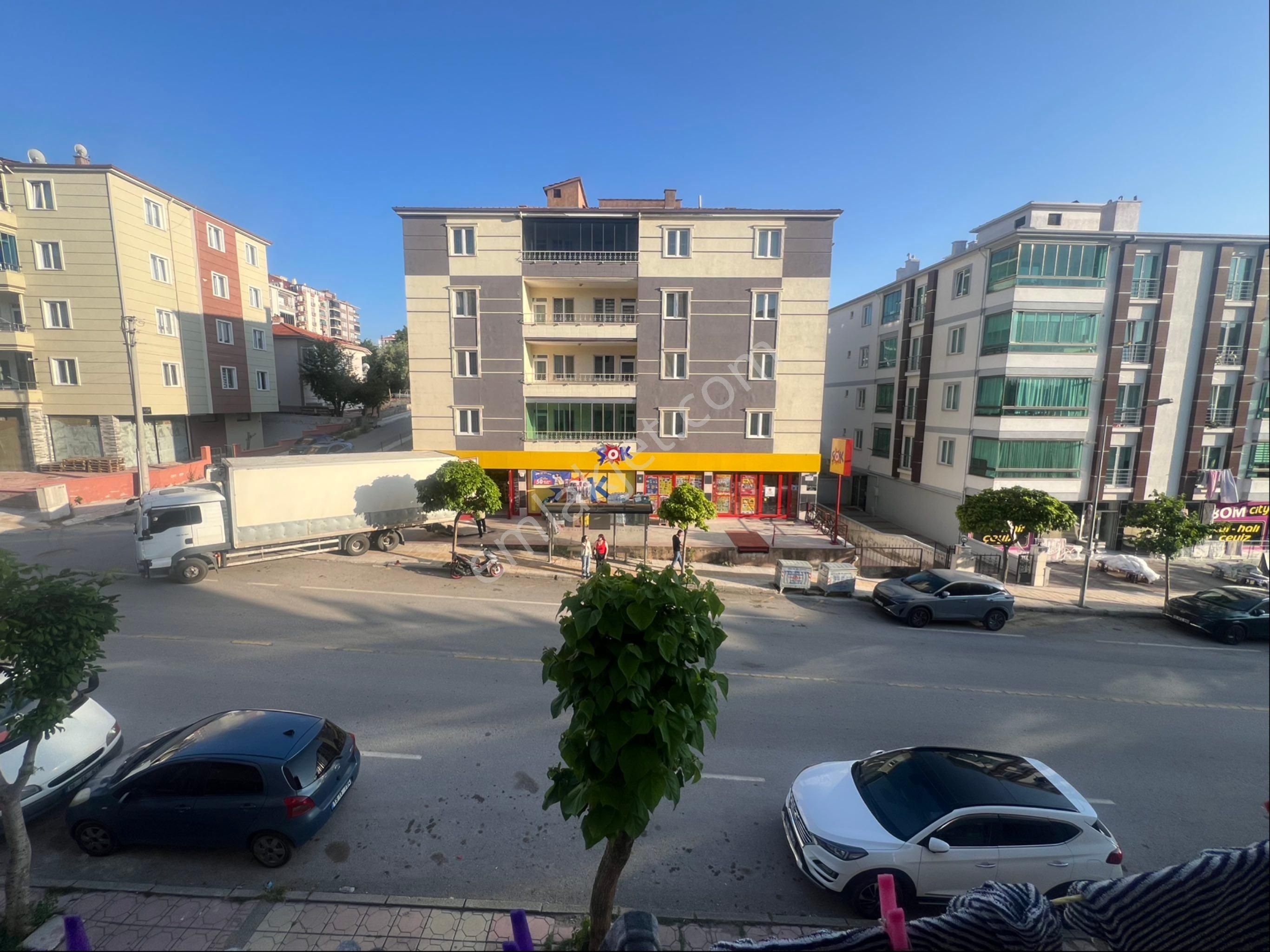 Arkadaş Emlaktan Bahçelievler Sülüklü Çeşmesi Civarında 3+1 Satılık Daire