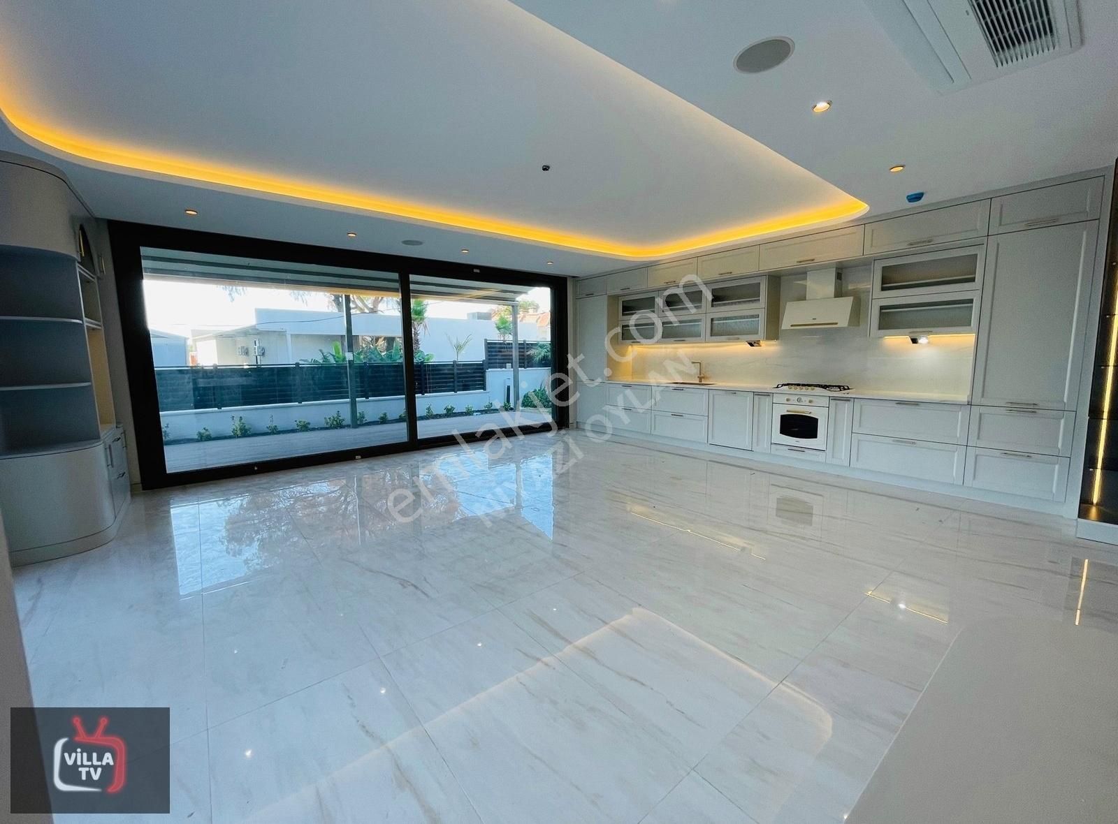 Plaja Sadece 50 Metre Özel Havuzlu Satılık Müstakil Ev - Görsel 21