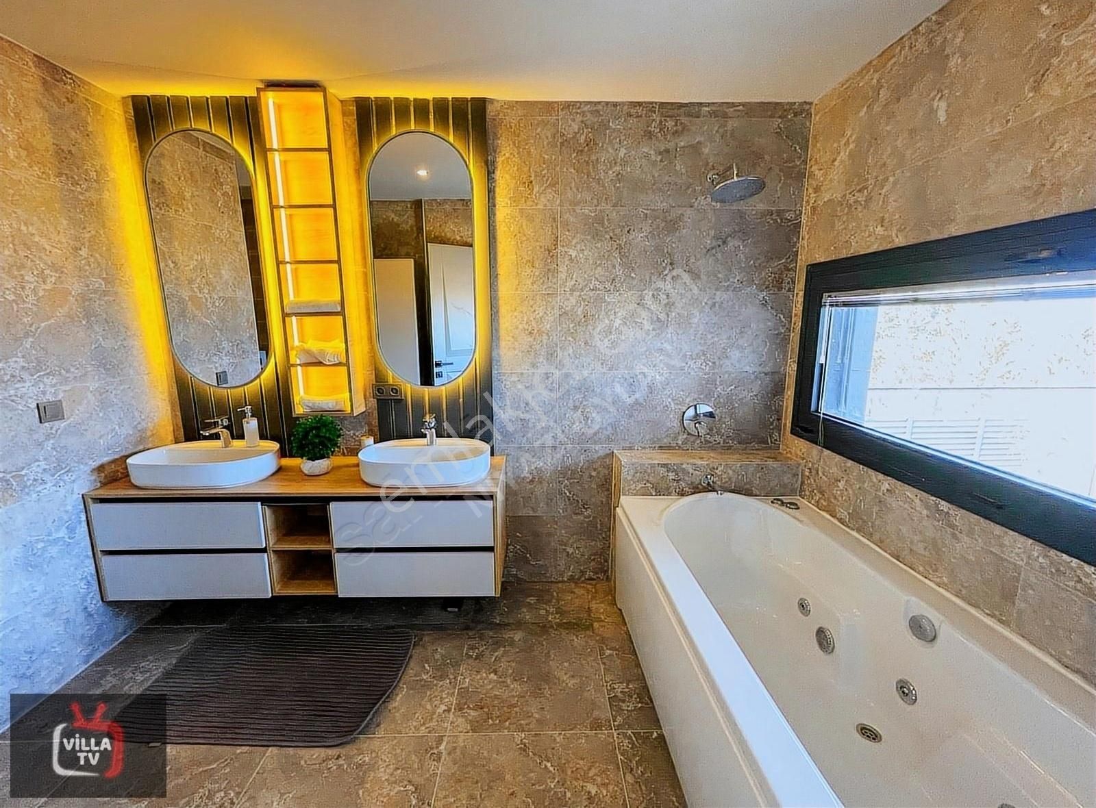 Deniz Manzaralı+kapalı Otopark+kapalı Açık Havuz+müstakil Villa - Görsel 23