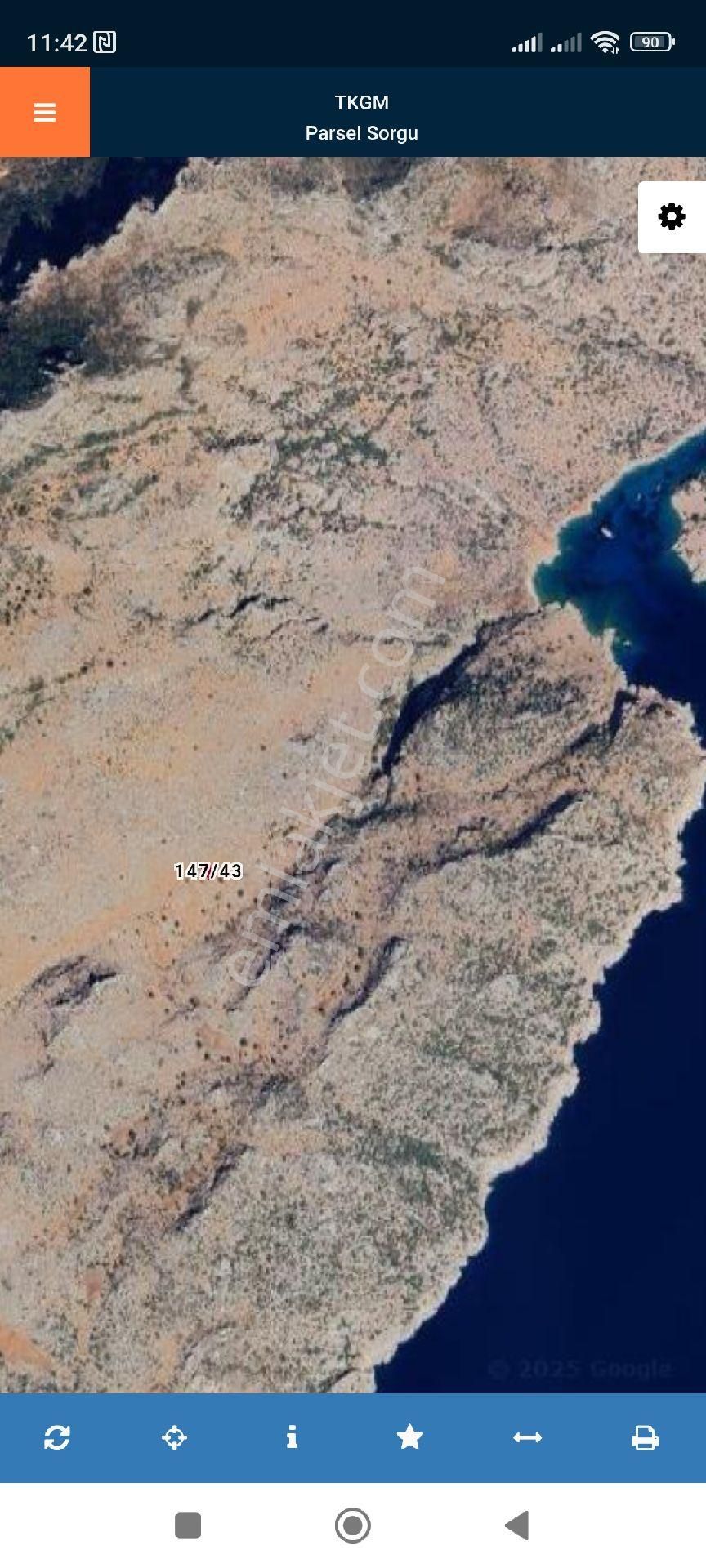 Taşlıca Da Yola Sıfır Tarla