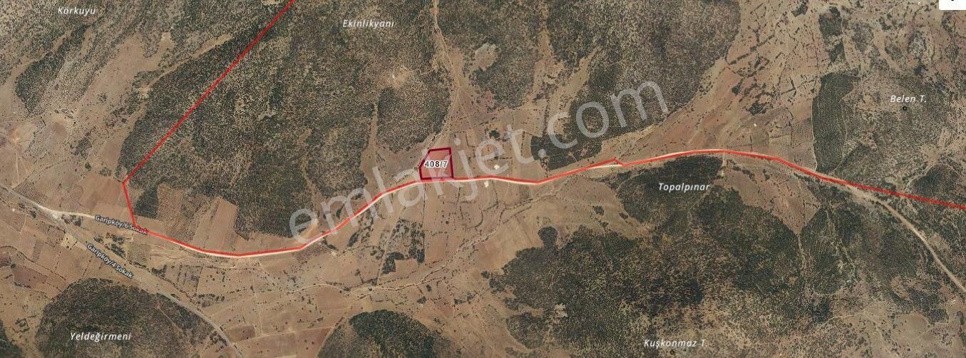 Tavas Kızılca'da Satılık Yol Üstünde 22361 M2 Tarla